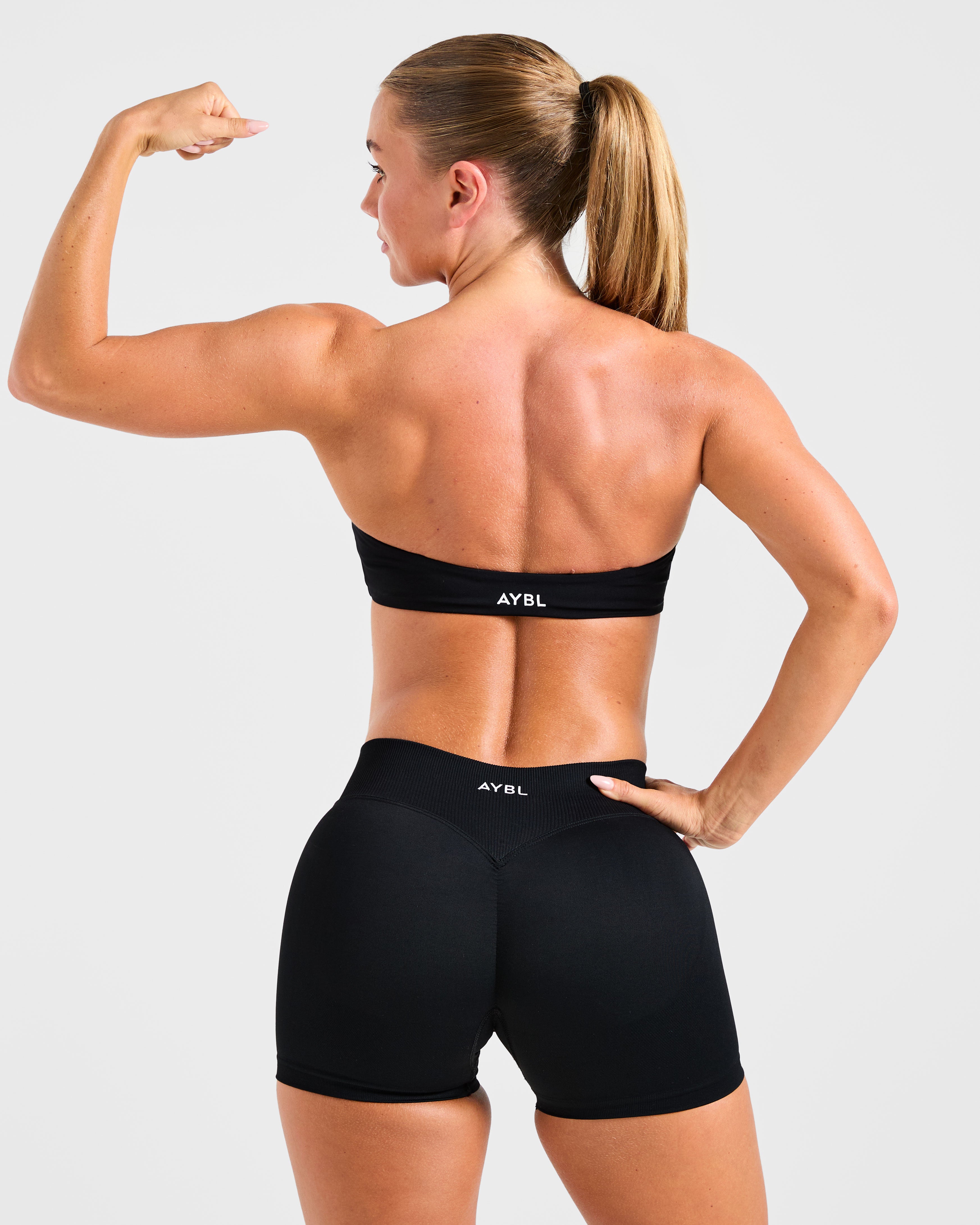 Essential Bandeau Sports Bra - Schwarz