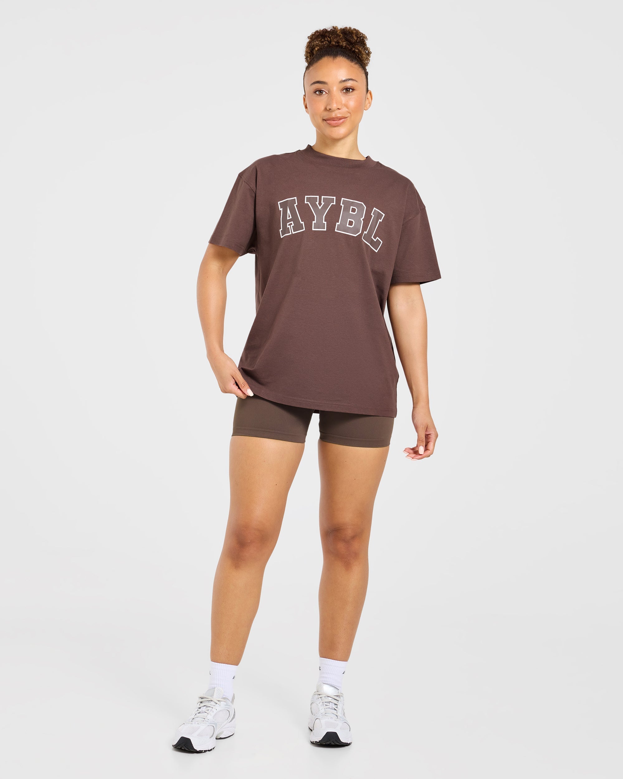 Varsity 2.0 Oversized T Shirt - Braun