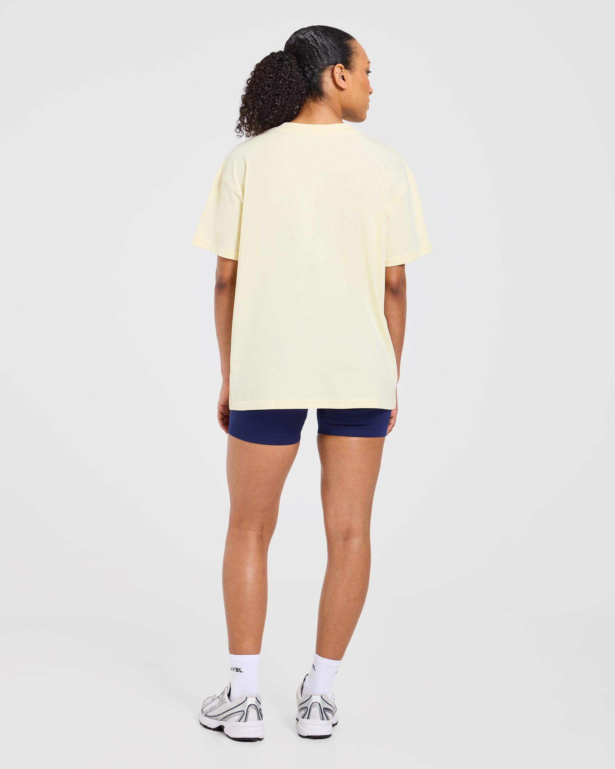 Varsity 2.0 Oversized T Shirt - Butter Gelb