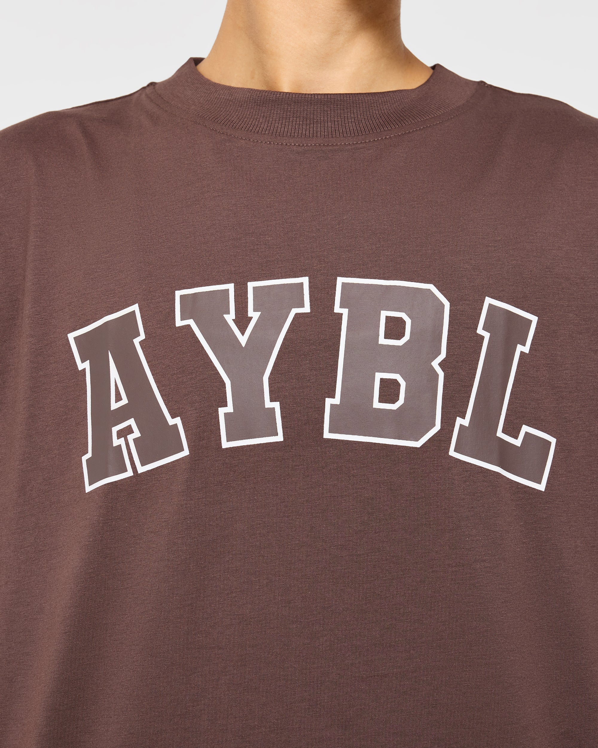 Varsity 2.0 Oversized T Shirt - Braun