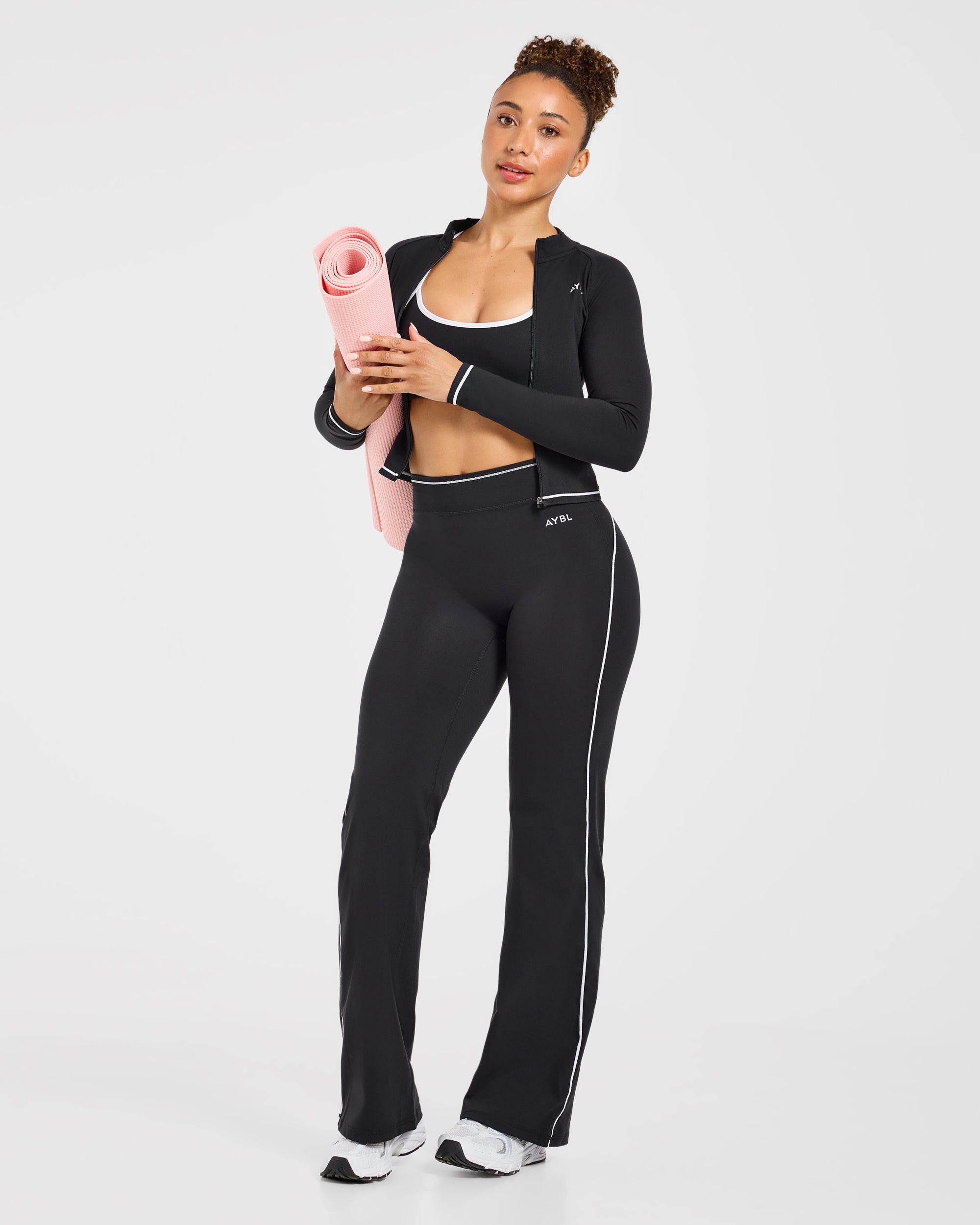 Form Flared Leggings - Schwarz