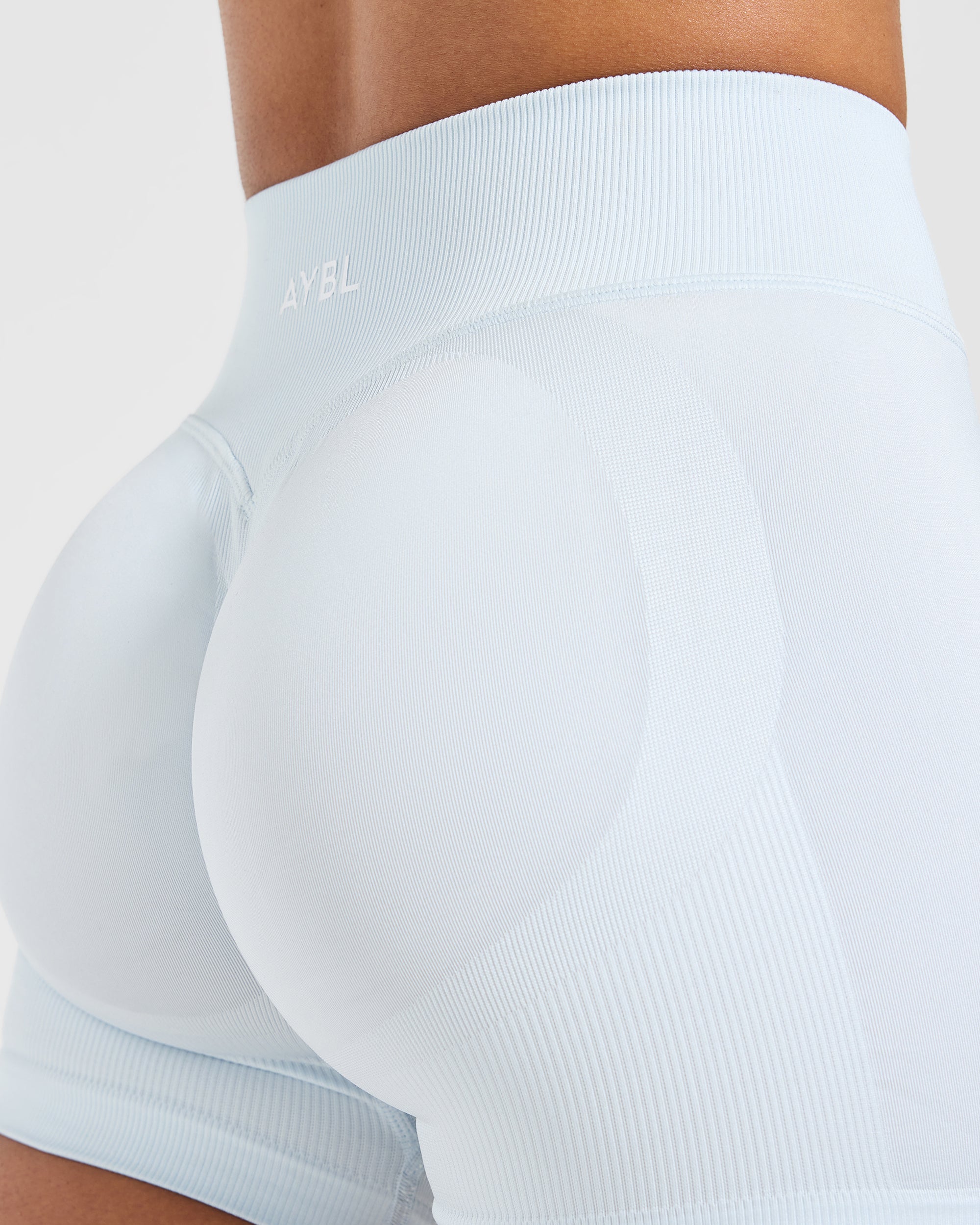 Adapt Seamless Shorts | 4.5" - Iced Blau