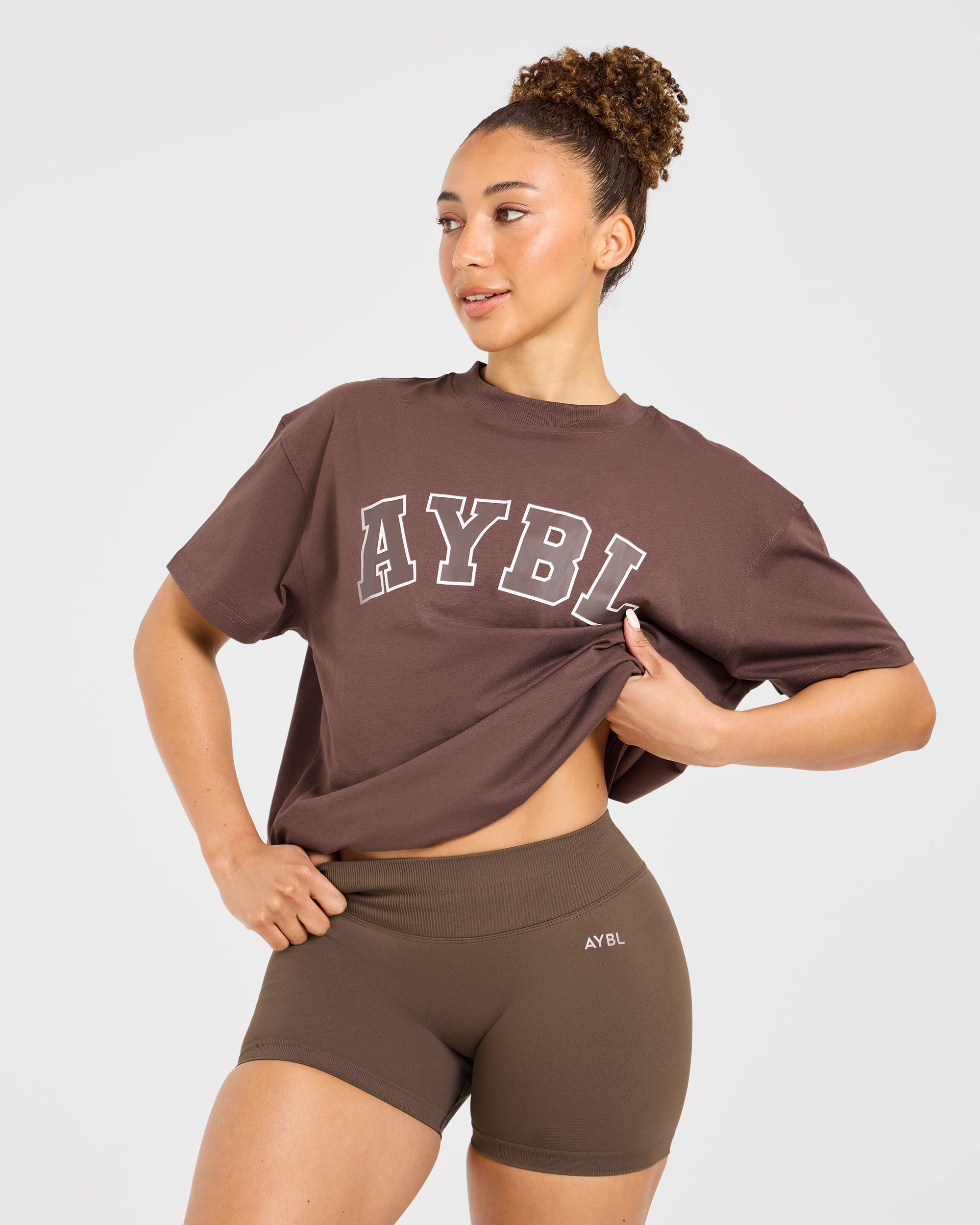 Varsity 2.0 Oversized T Shirt - Braun