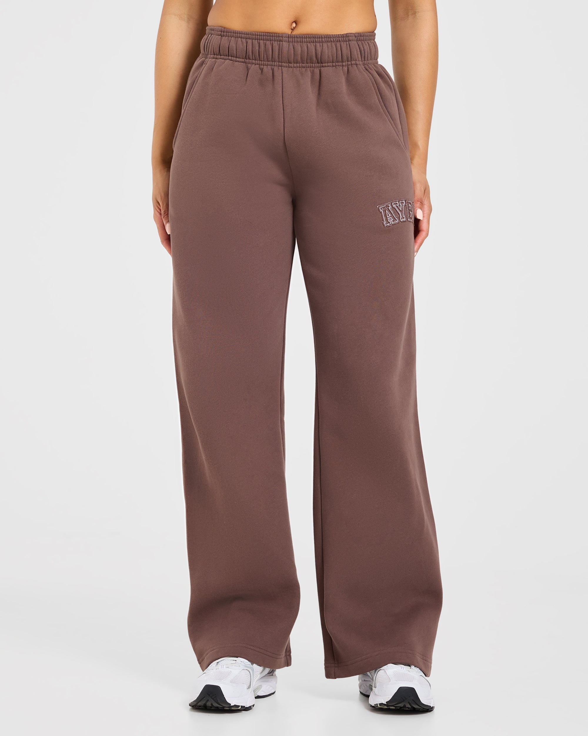 Varsity Applique Oversized Straight Leg Joggers - Braun