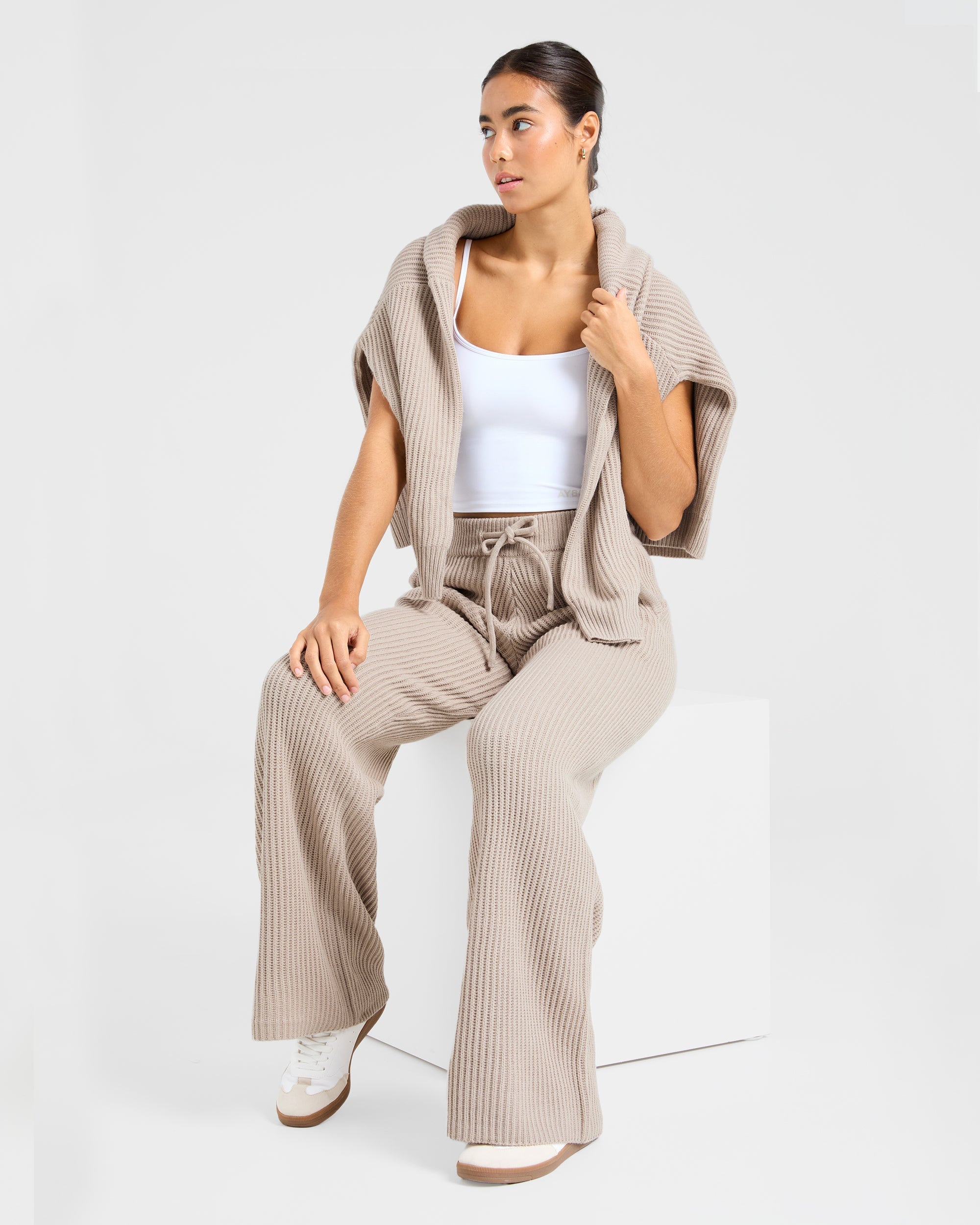 Lounge Oversized Knitted Straight Leg Joggers - Taupe Braun