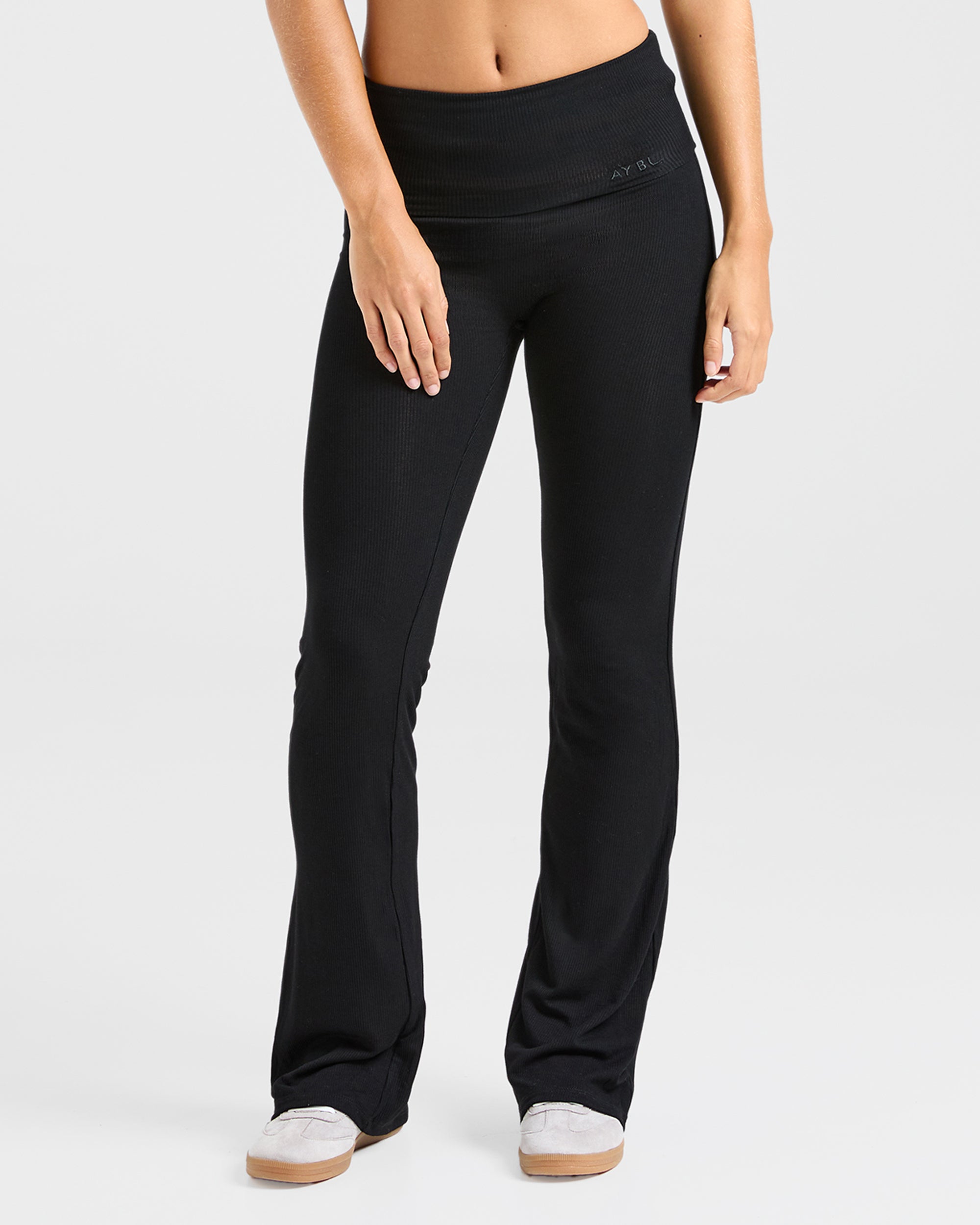 Lounge Ribbed Foldover Flared Leggings - Schwarz