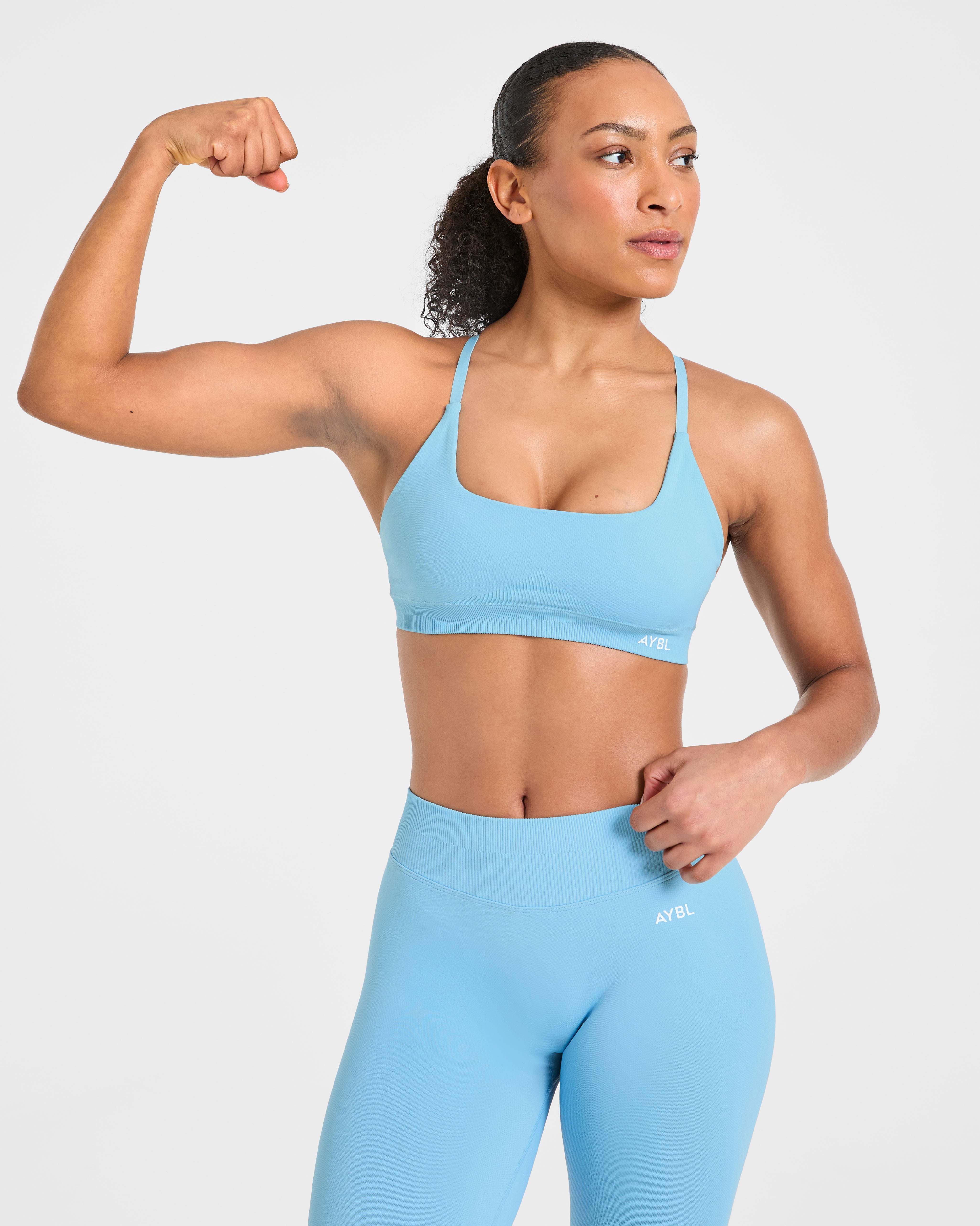 Enhance Seamless Sports Bra - Powder Blau
