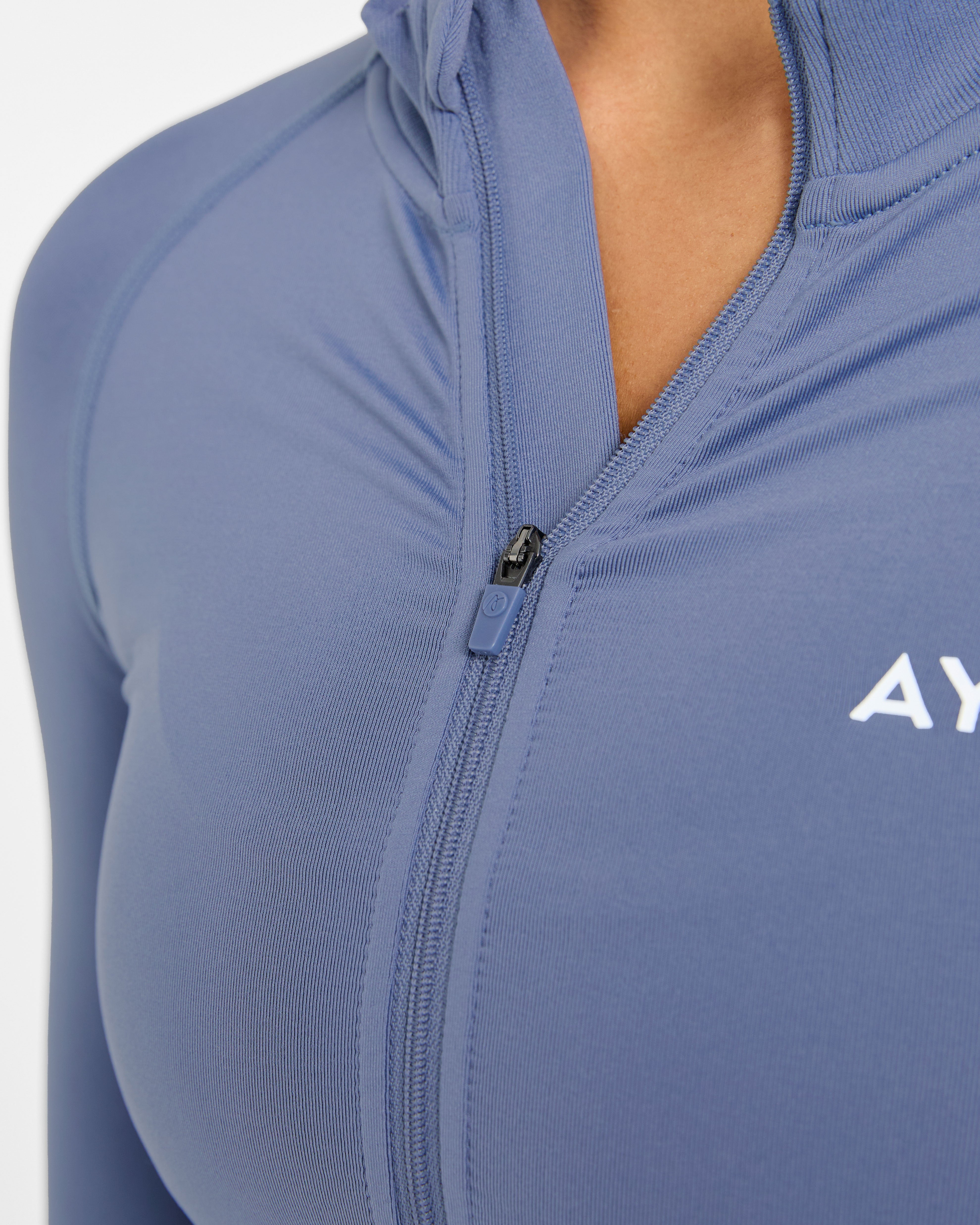 Empower Seamless Full Zip Jacket - Slate Blau