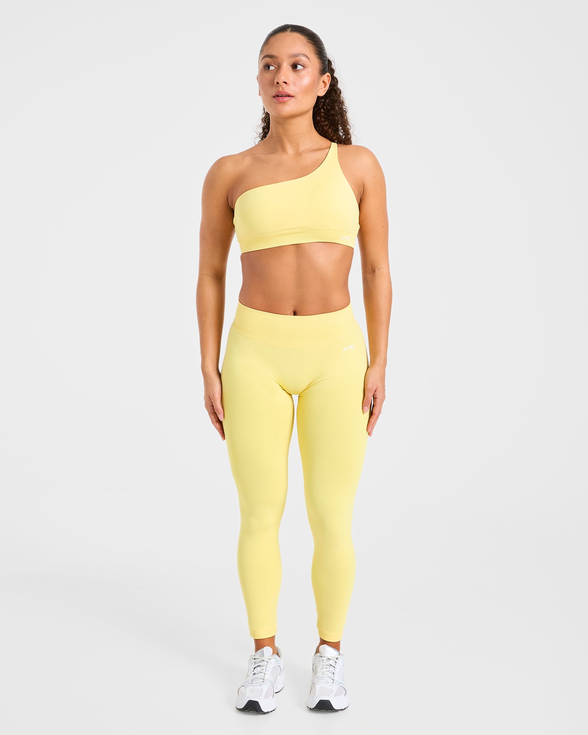 Enhance Seamless One Shoulder Sports Bra - Bright Gelb