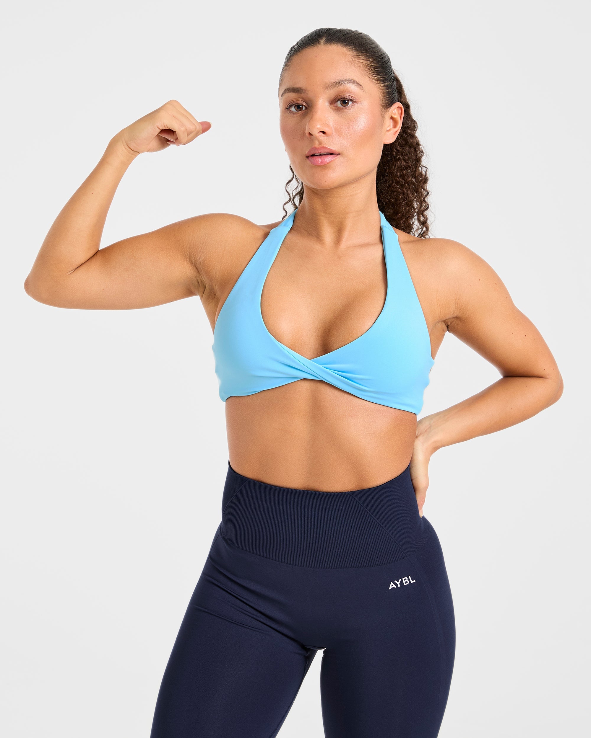 Essential Halterneck Sports Bra - Vibrant Blau