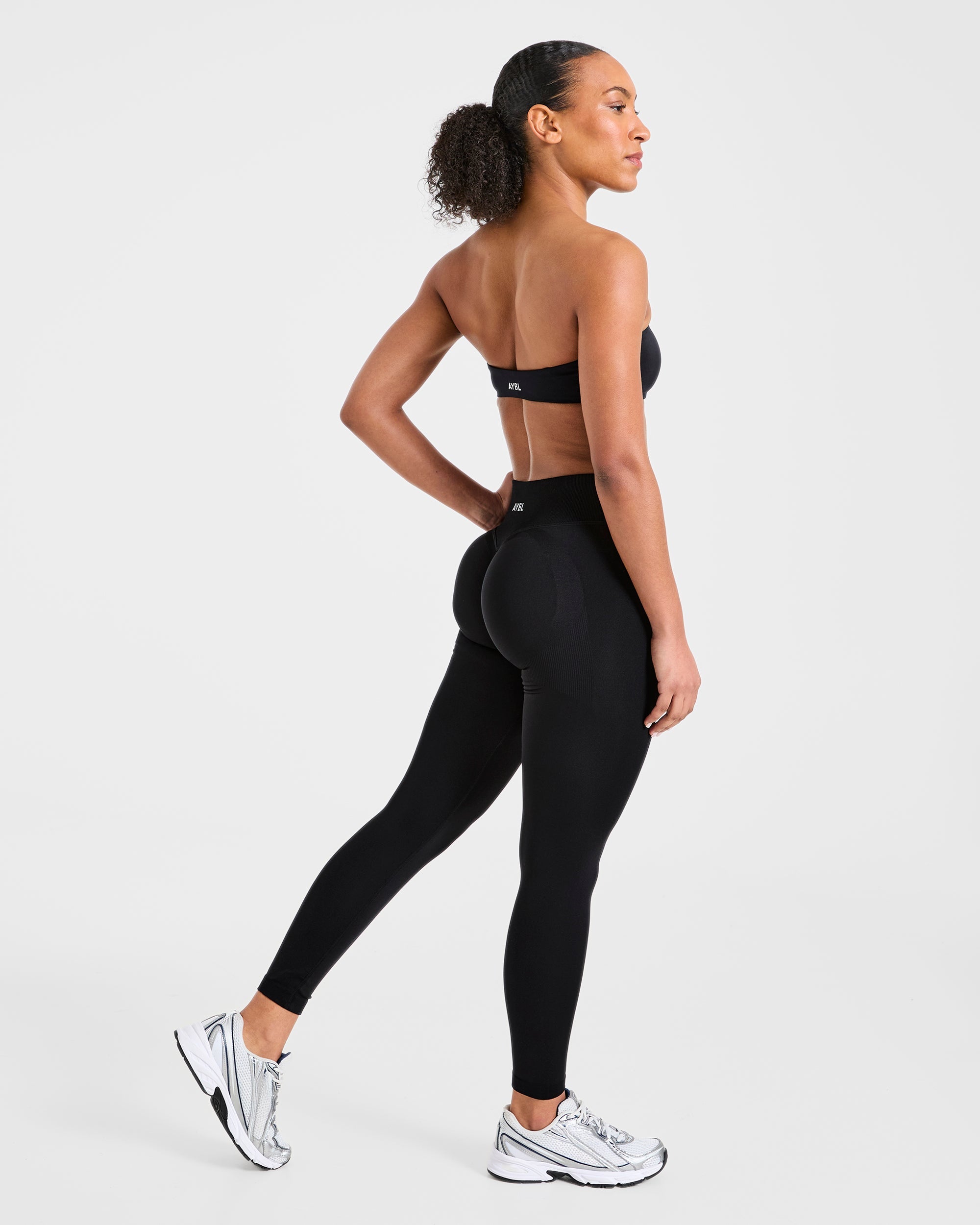 Essential Bandeau Sports Bra - Schwarz