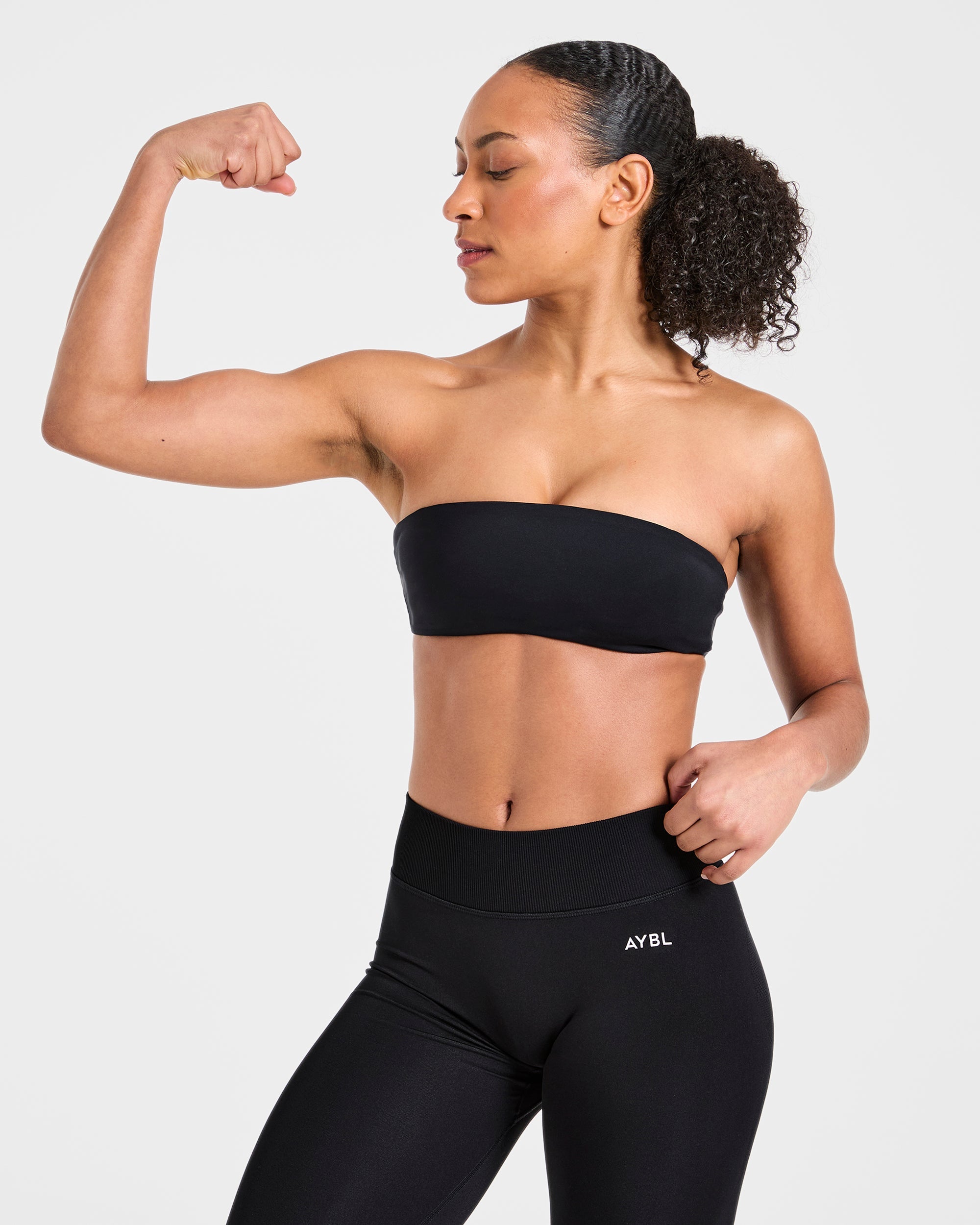 Essential Bandeau Sports Bra - Schwarz
