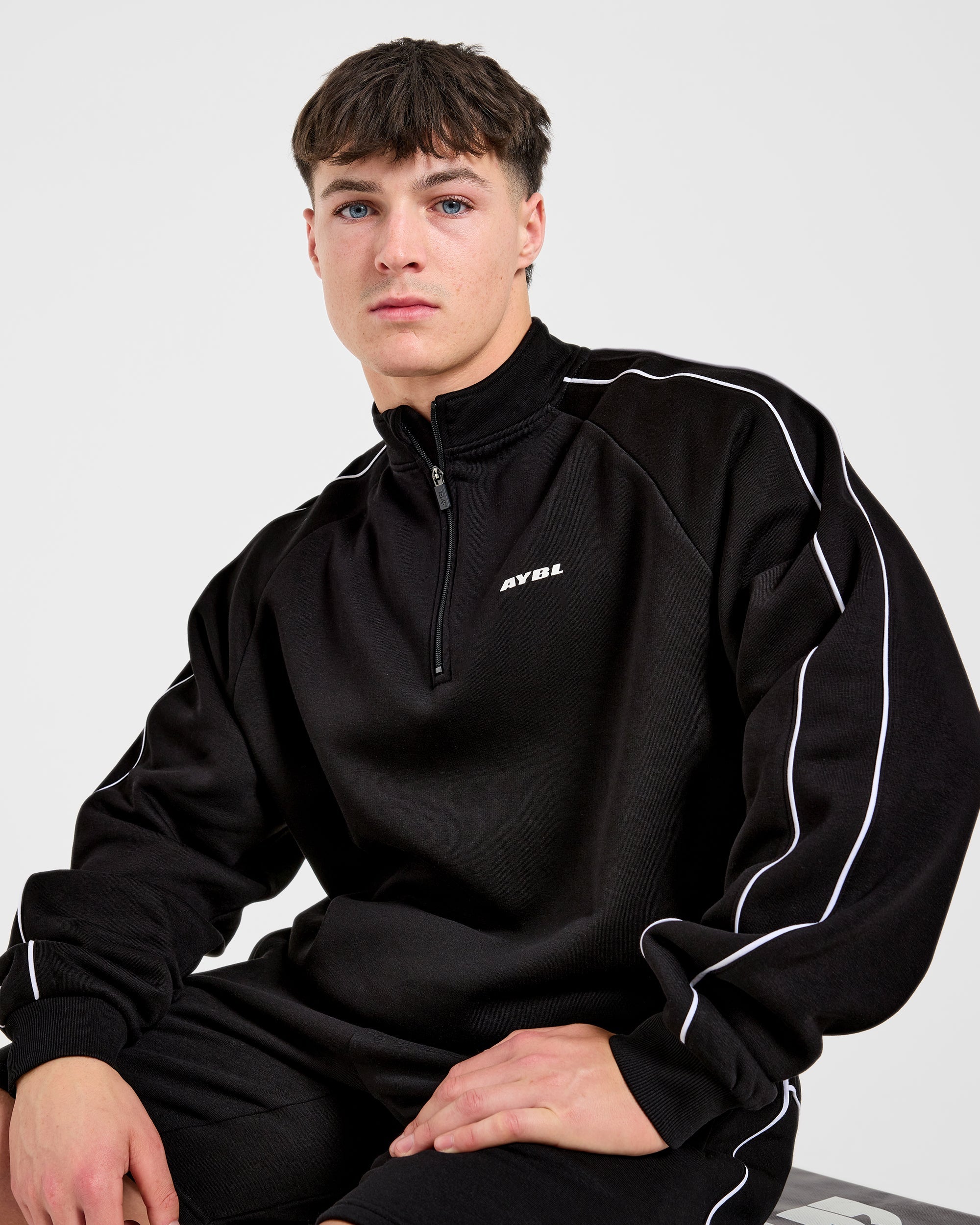 Restore Oversized 1/4 Zip Pullover - Black
