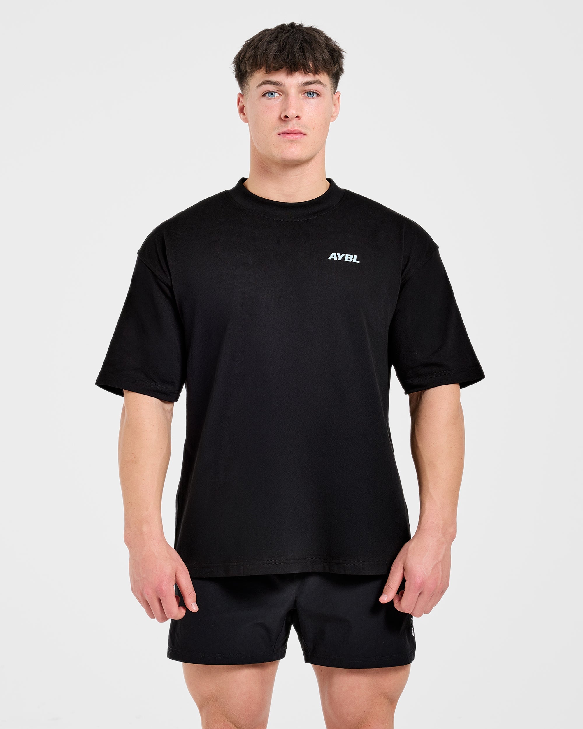 AYBL Sportswear 18 Oversized T Shirt - Schwarz