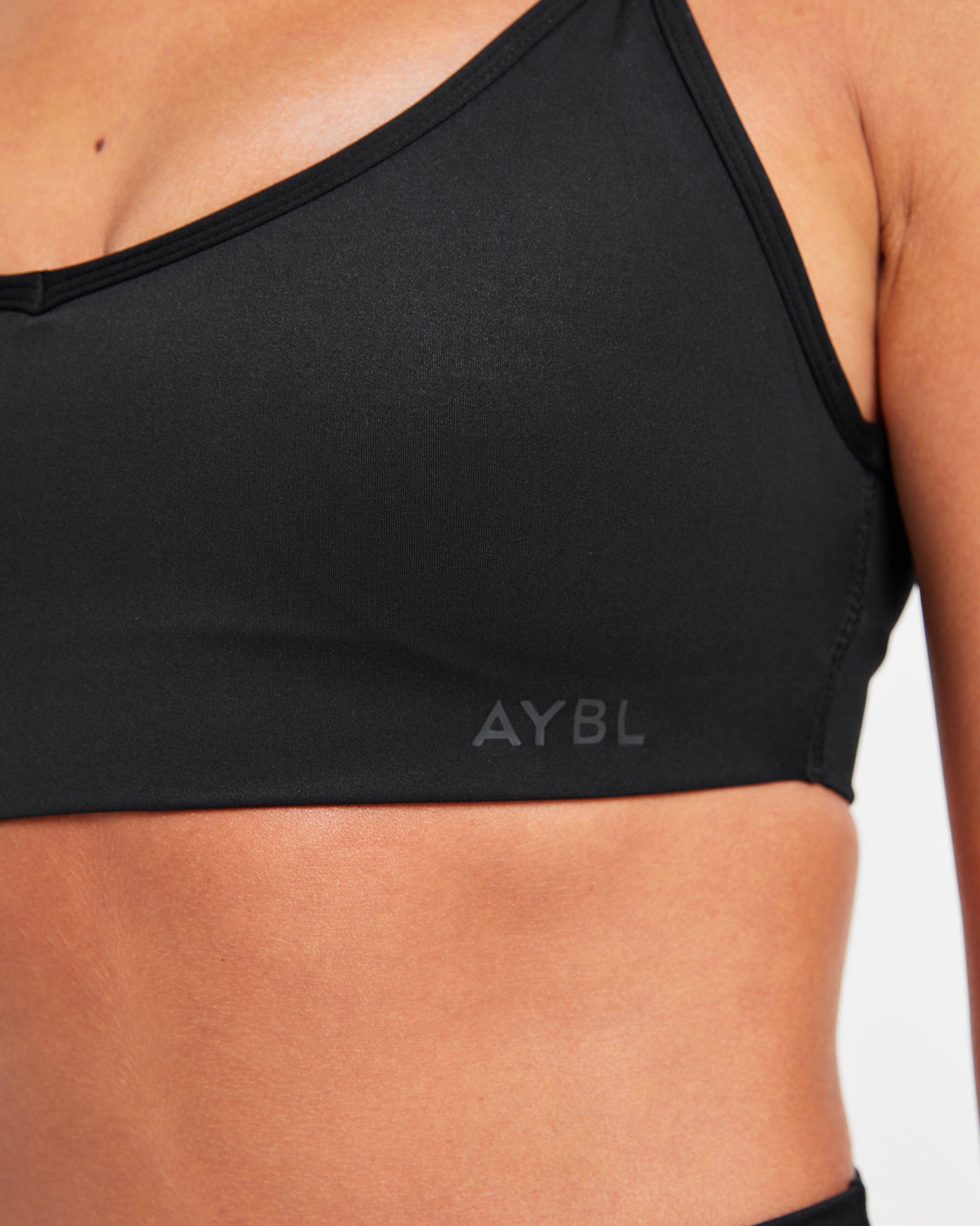 Sculpt Wrap Sports Bra - Schwarz