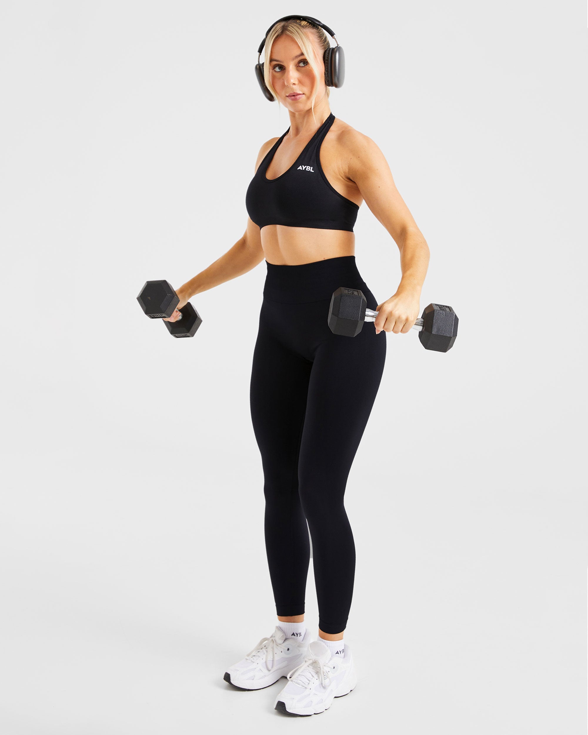 Essential Seamless Halterneck Sports Bra - Schwarz