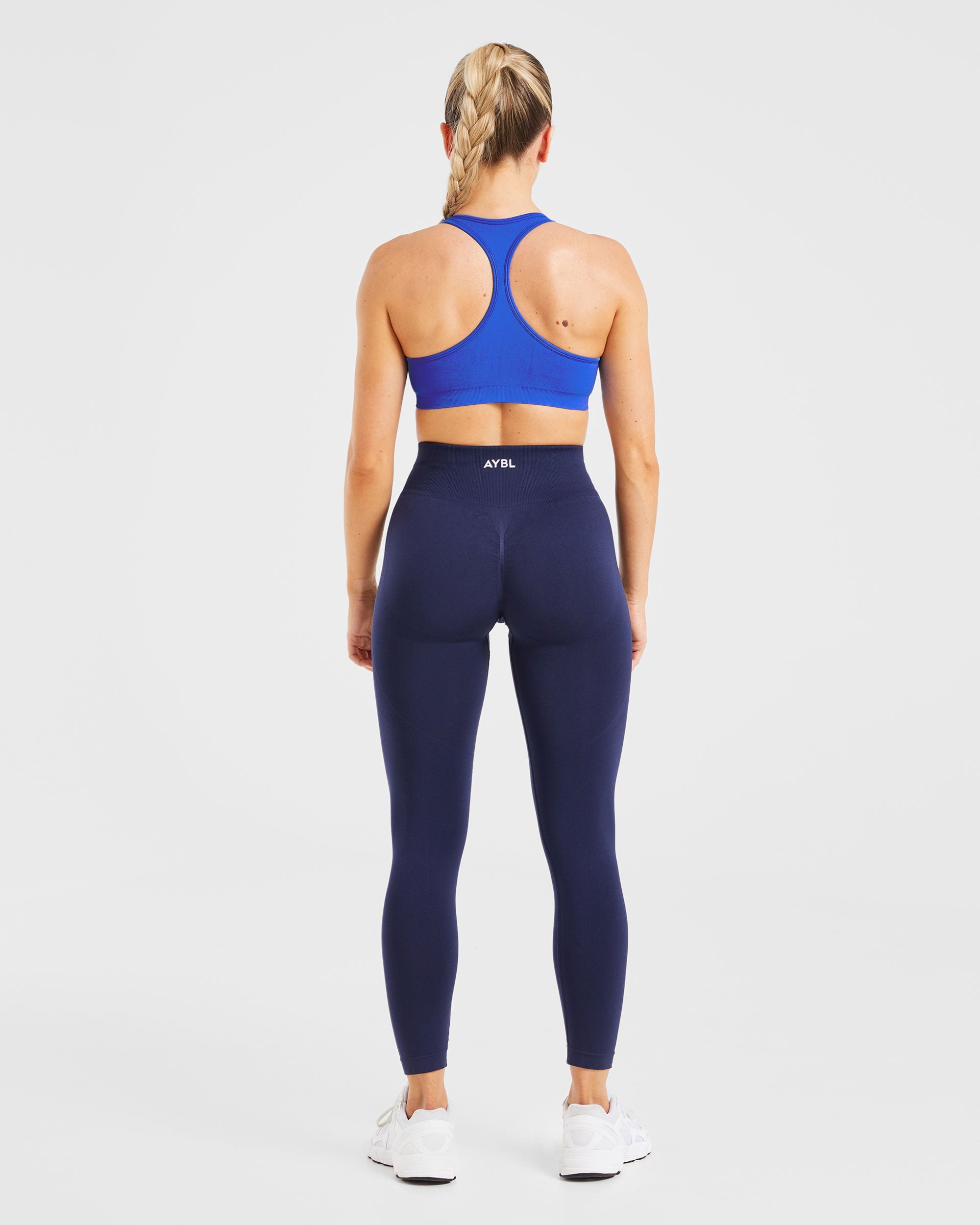 Essential Seamless Racer Back Sports Bra - Cobalt Blau