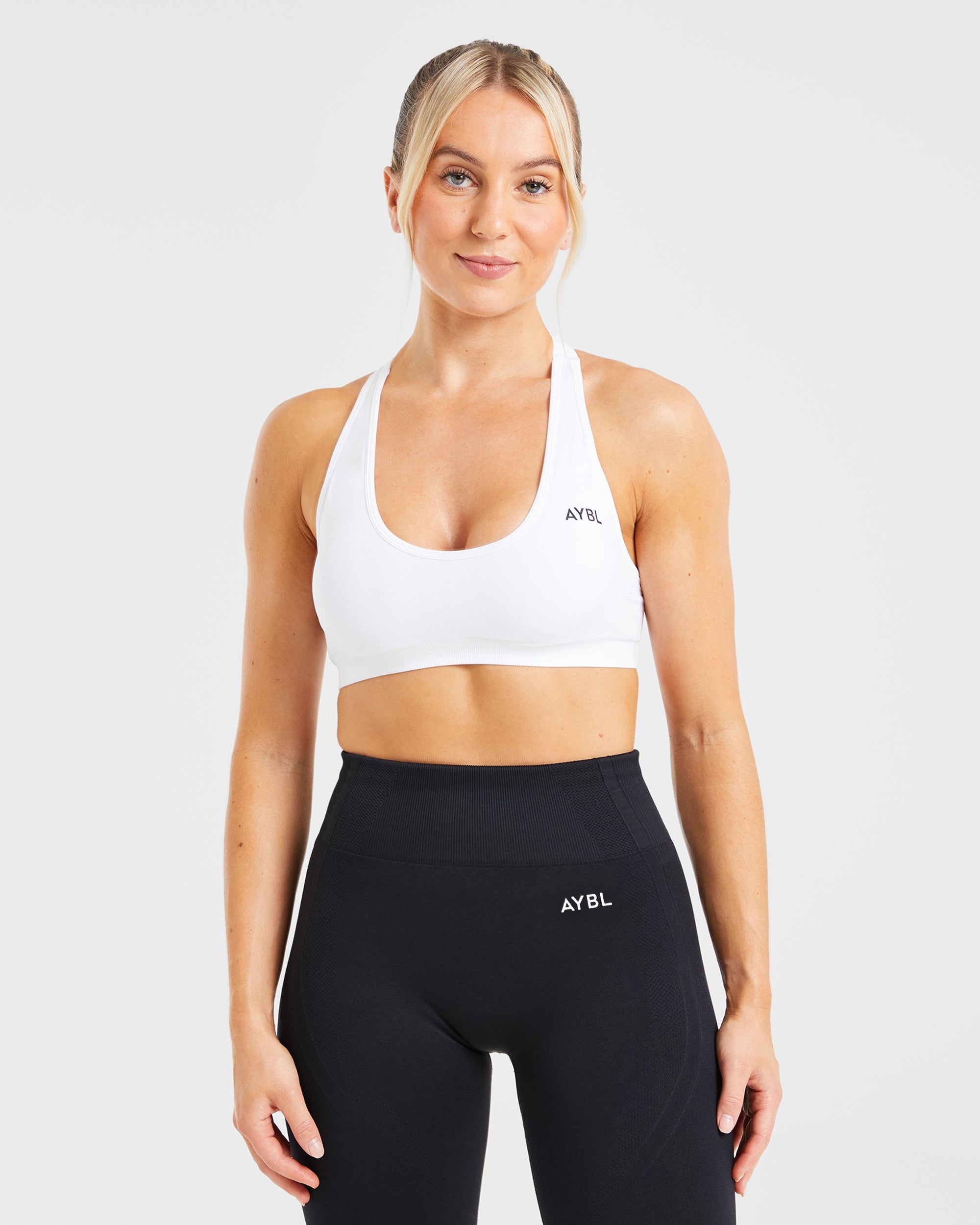 Essential Seamless Racer Back Sports Bra - Weiß