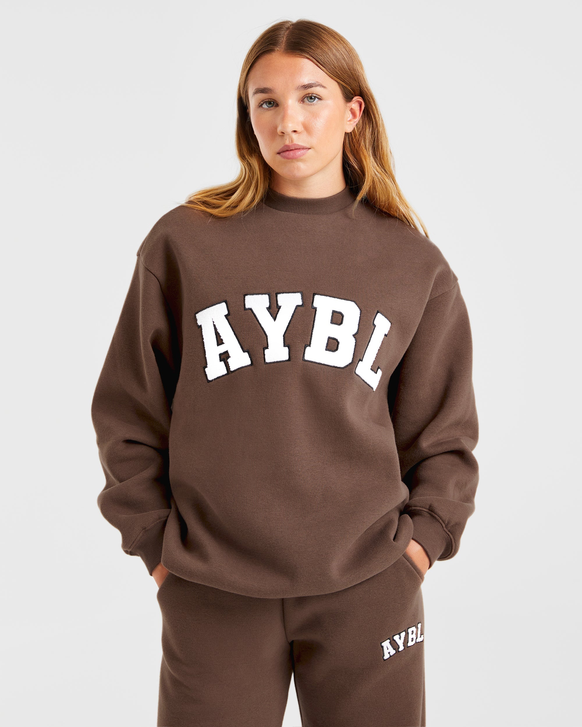 Varsity Oversized Sweatshirt - Braun