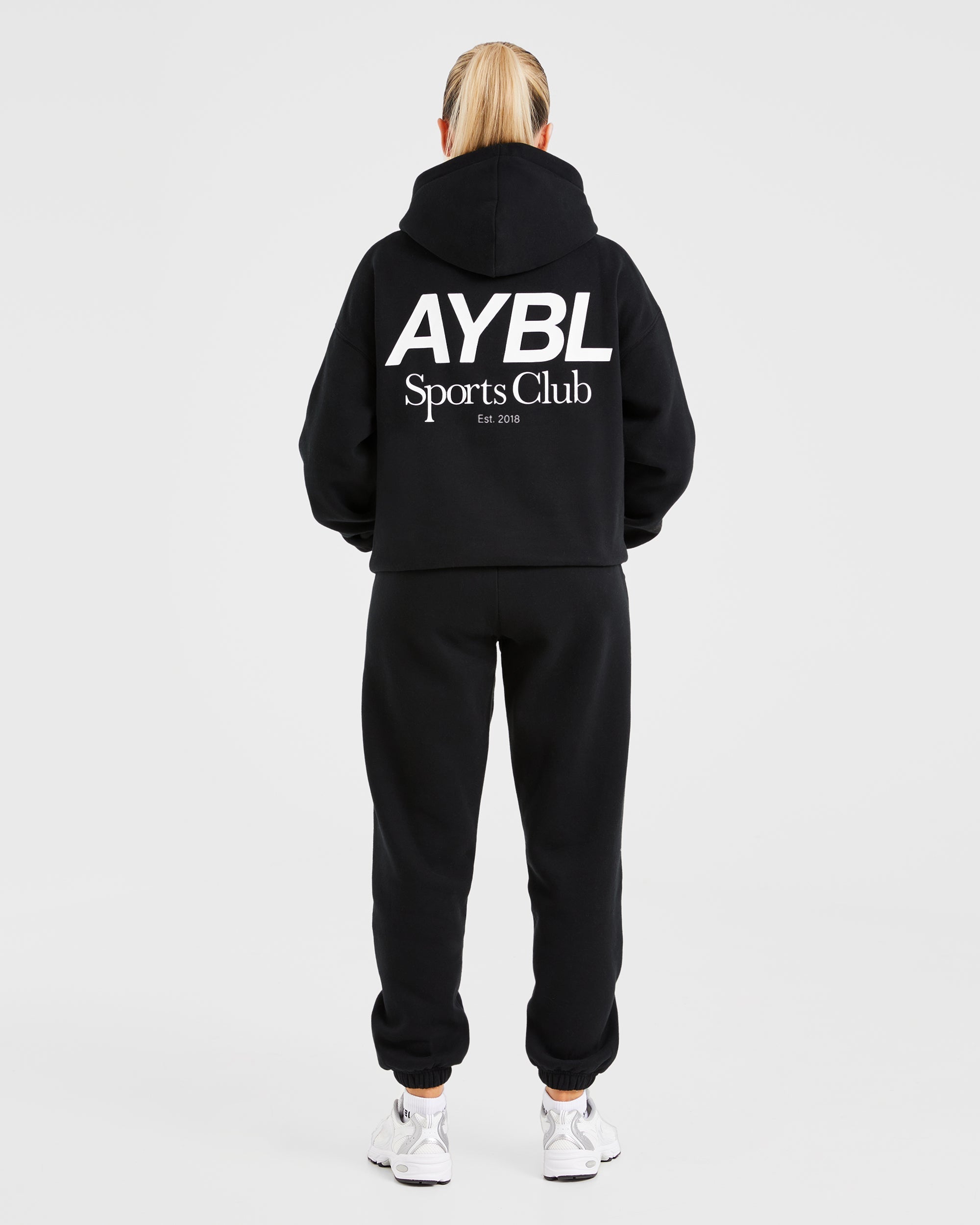 AYBL Sports Club Oversized Joggers - Schwarz/Weiß