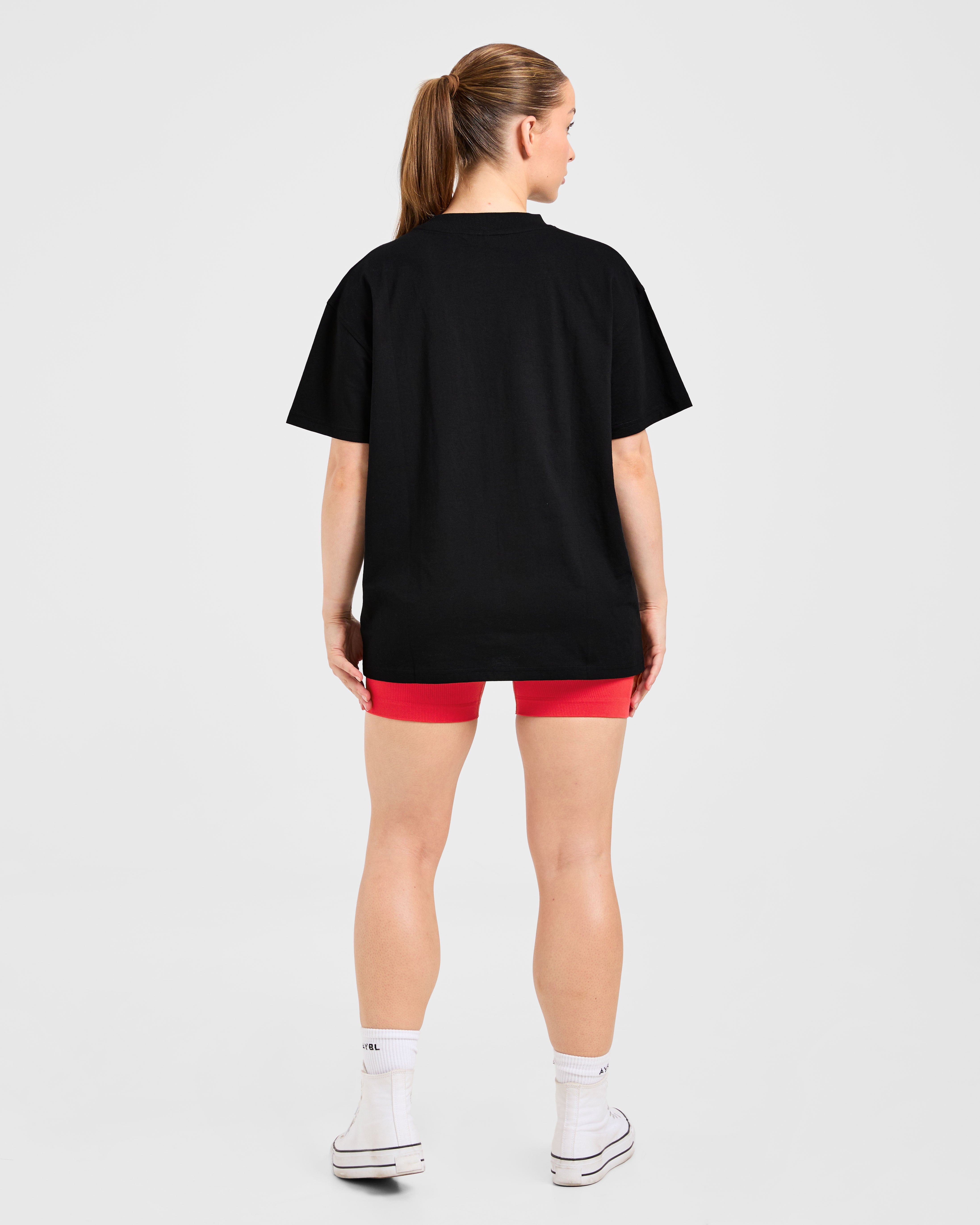 Sports Club Gothic Oversized T Shirt - Schwarz/Rot