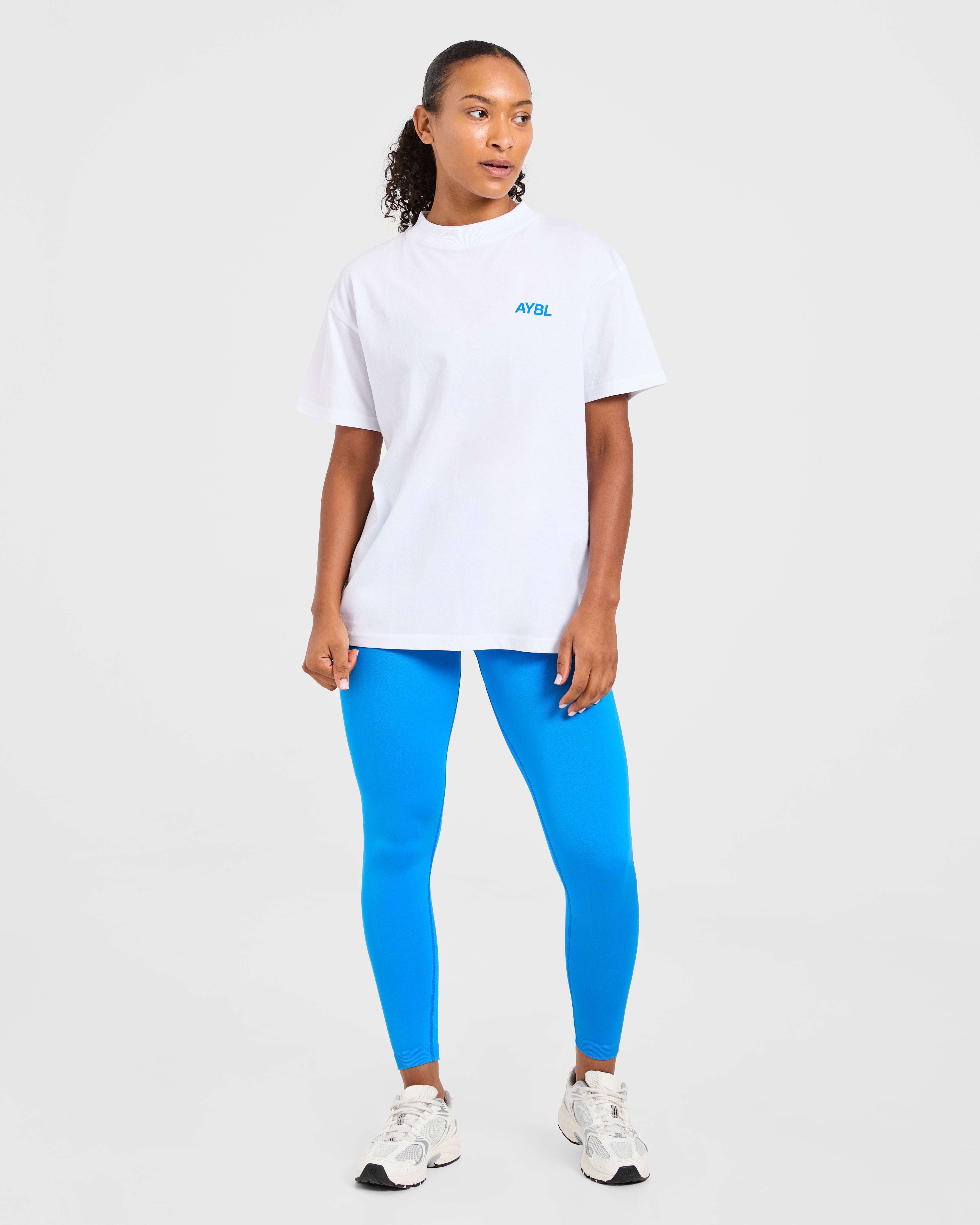AYBL Sports Club Oversized T Shirt - Weiß/Cobalt