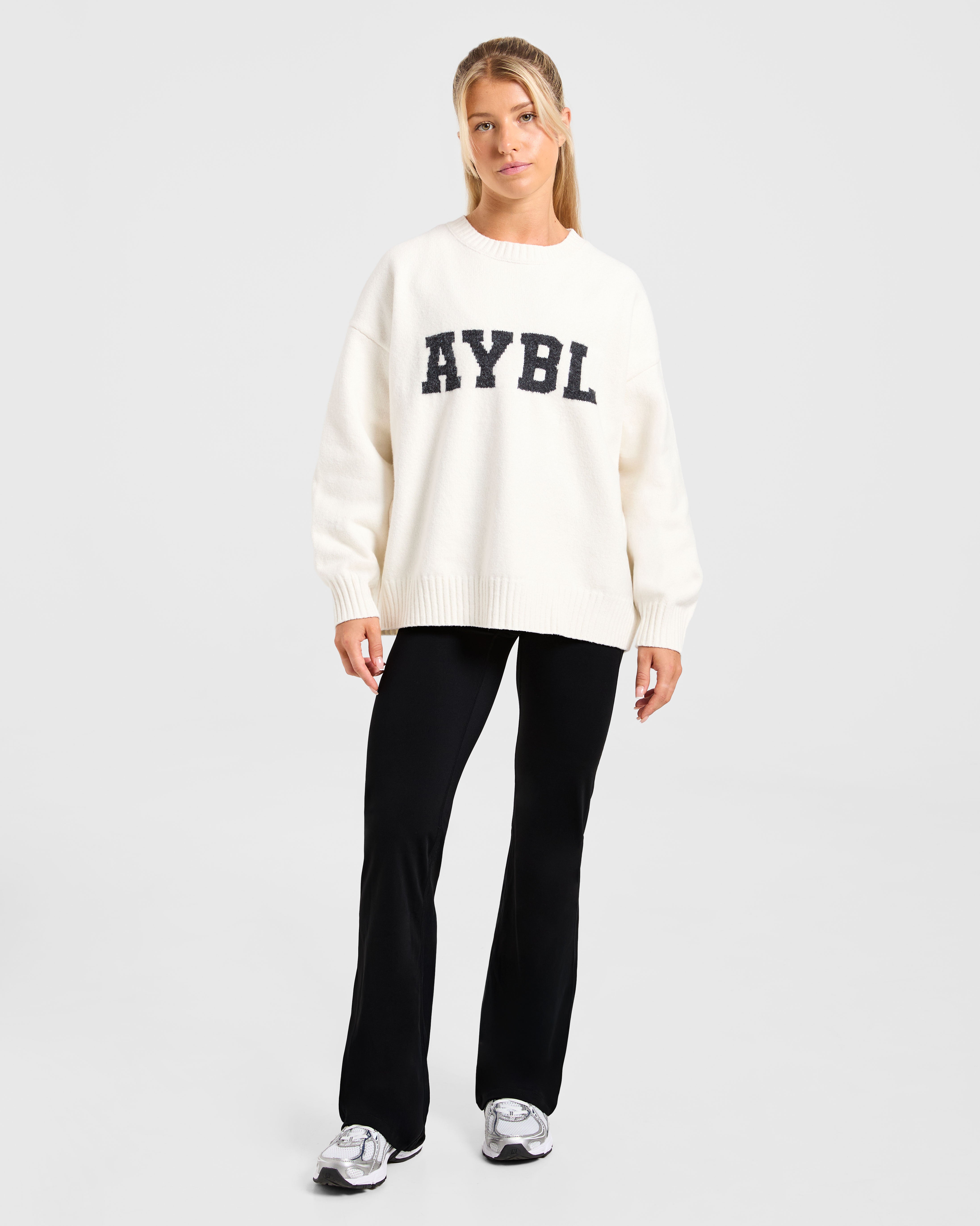 Varsity Oversized Knitted Sweater - Off Weiß