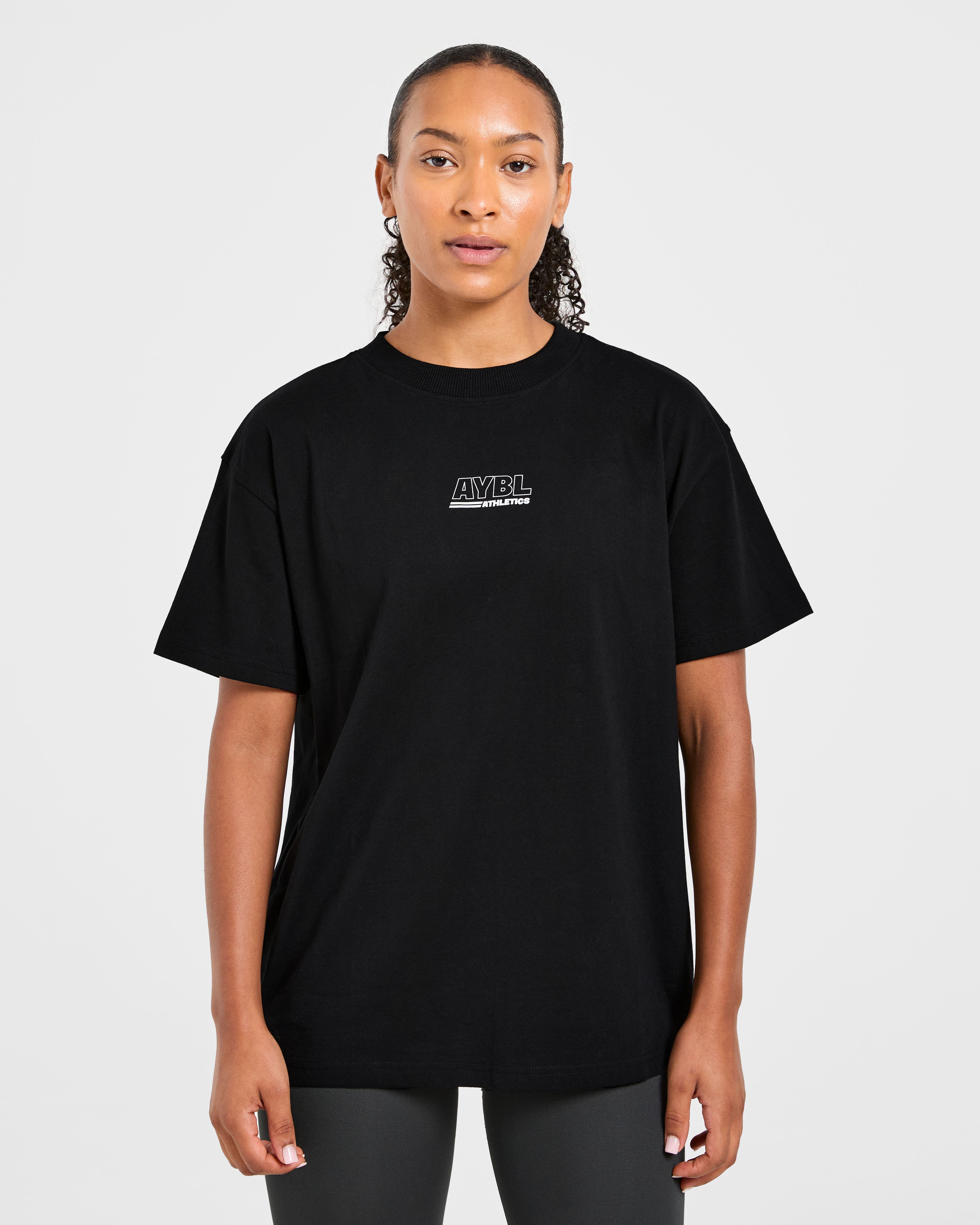 Athletics Track Oversized T Shirt - Schwarz/Weiß