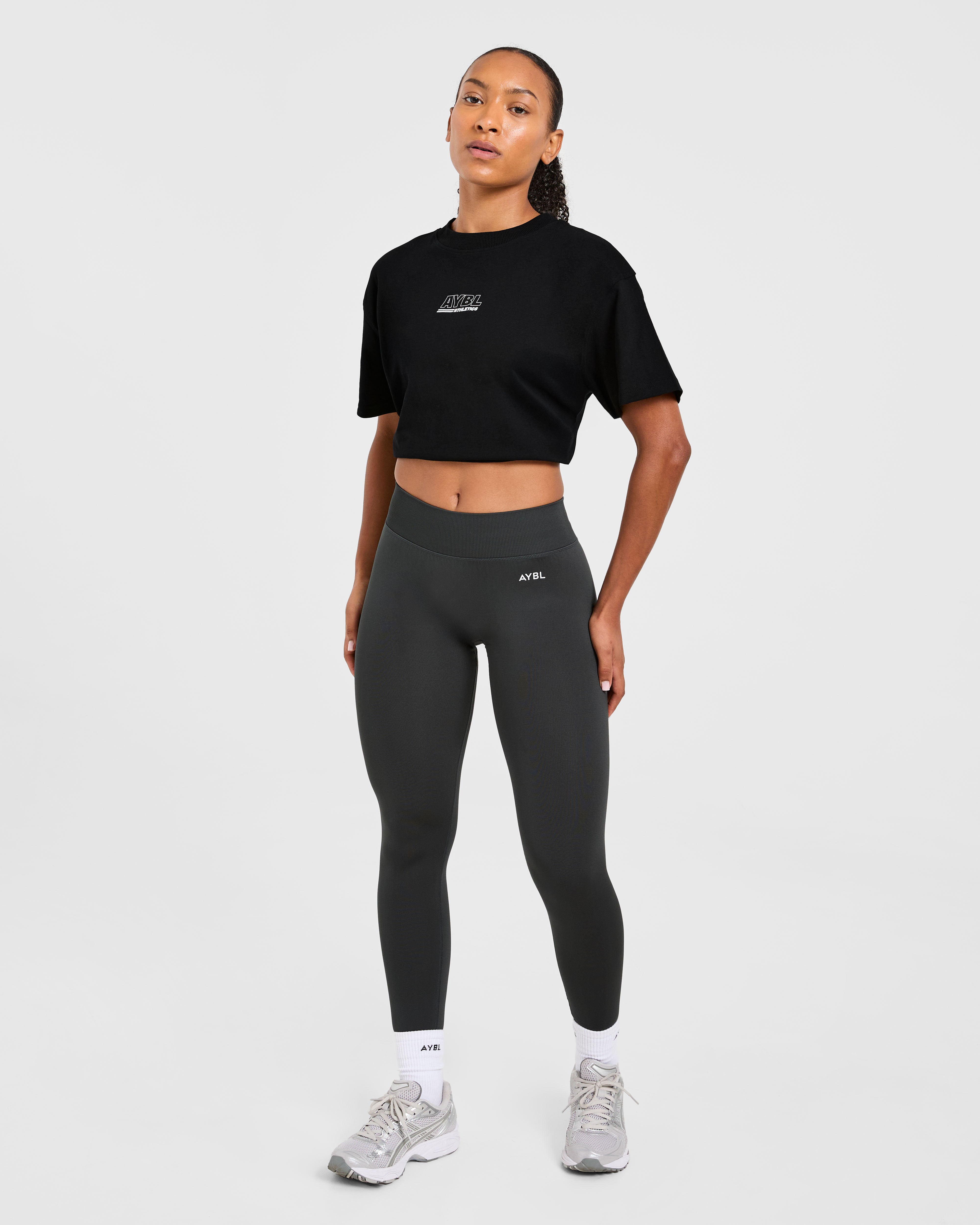 Athletics Track Oversized T Shirt - Schwarz/Weiß