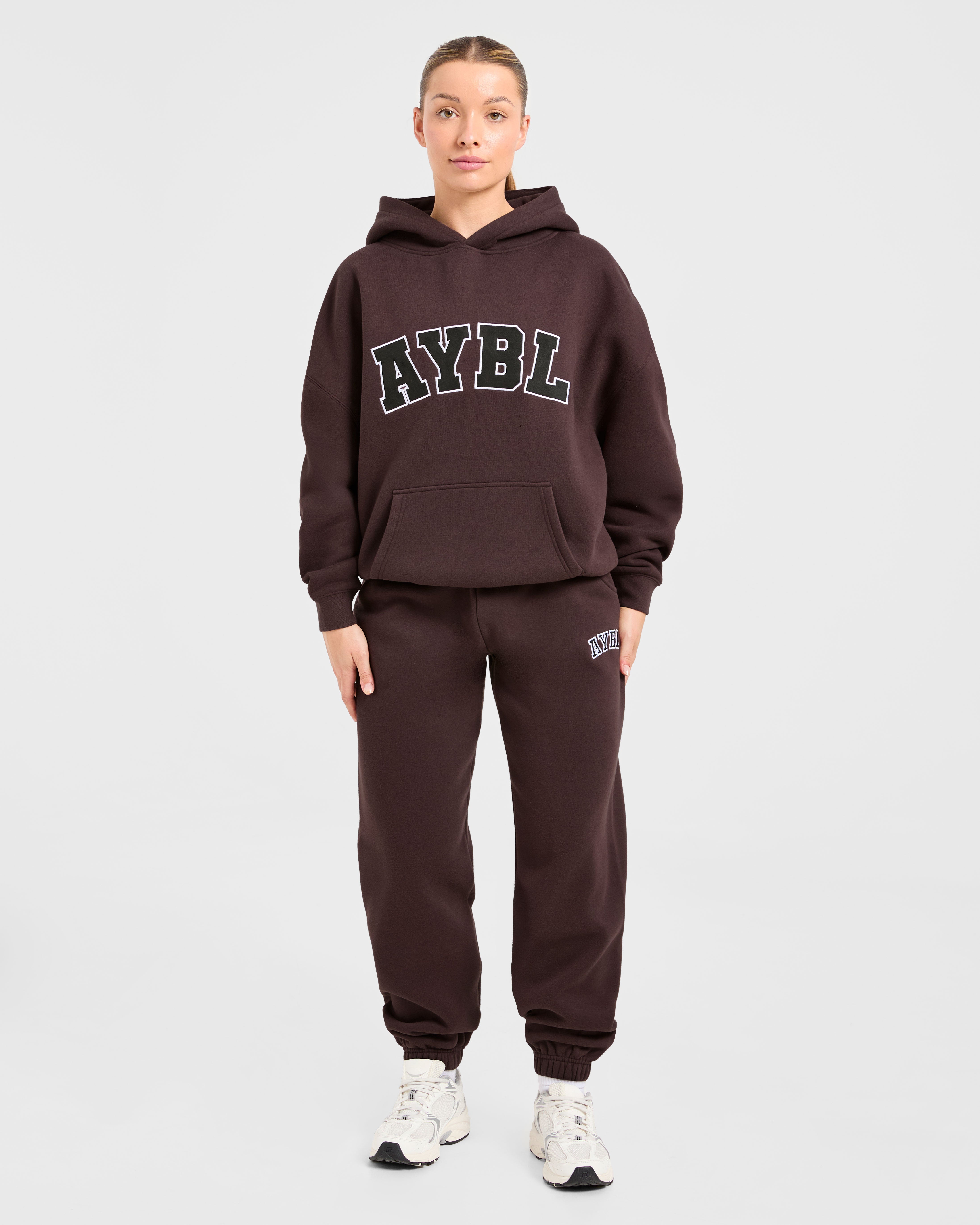 Varsity 2.0 Oversized Joggers - Cocoa Braun