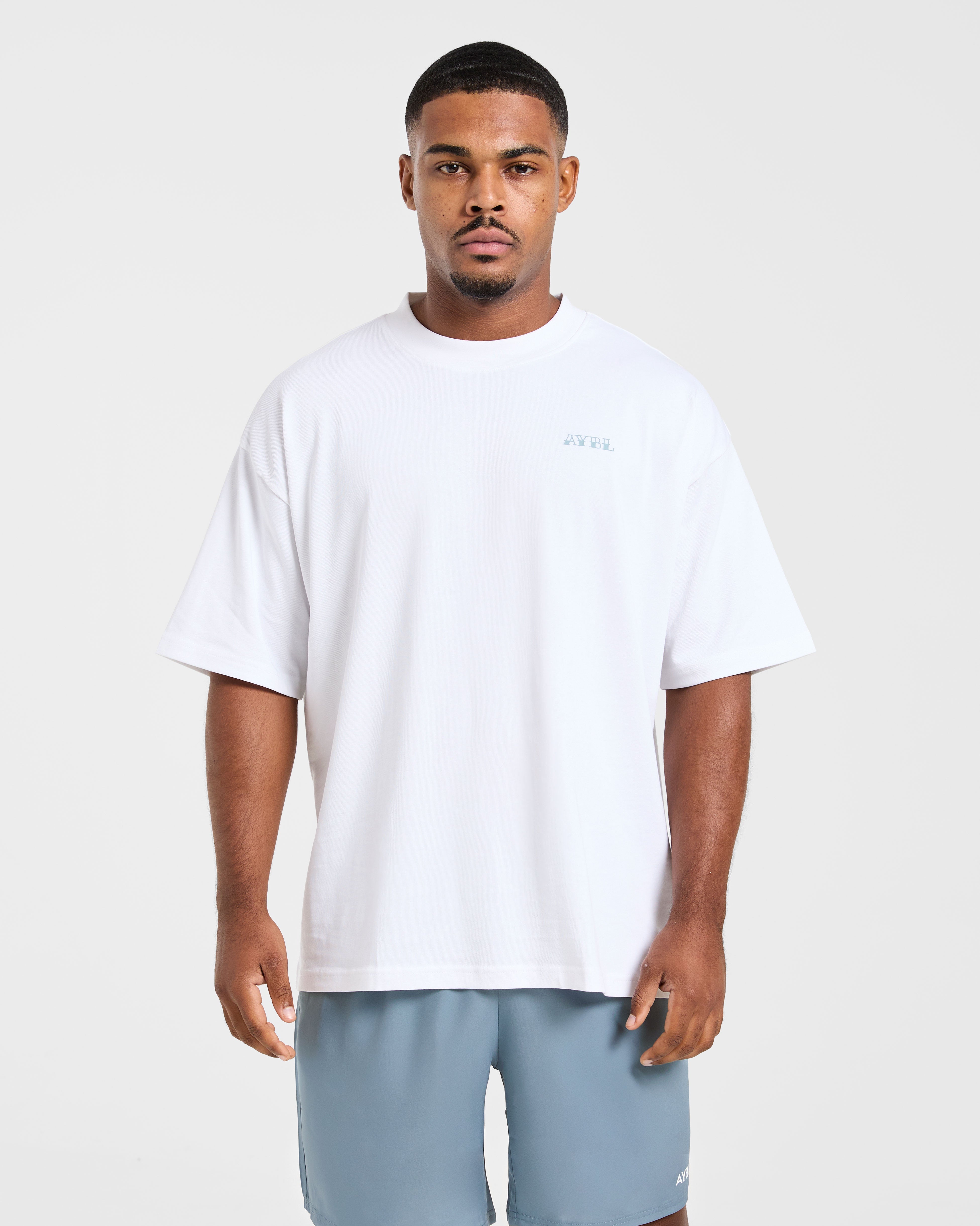 AYBL Strength Club Oversized T Shirt - Weiß/Blau