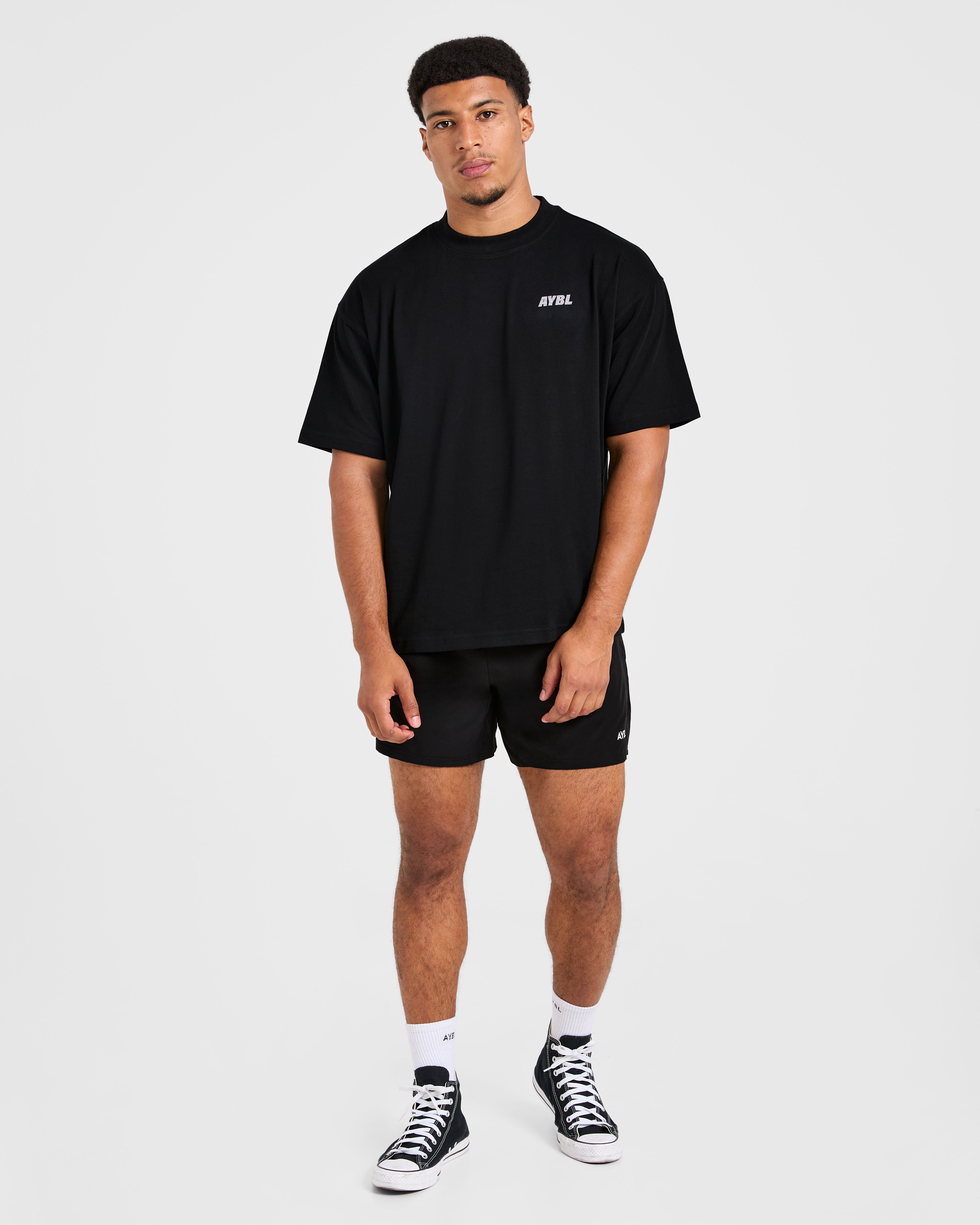 Sportswear Essentials Oversized T Shirt - Schwarz