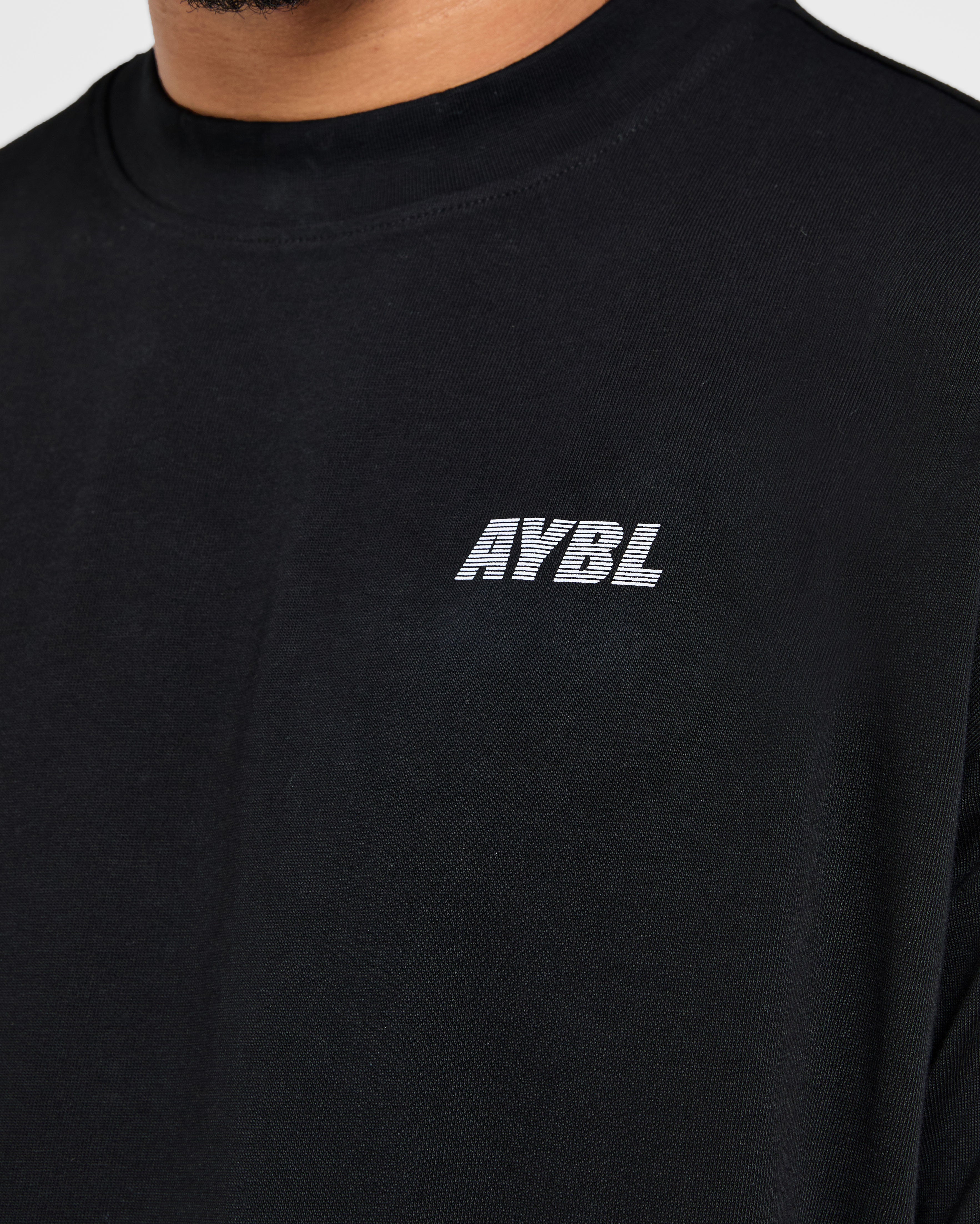 Sportswear Essentials Oversized T Shirt - Schwarz