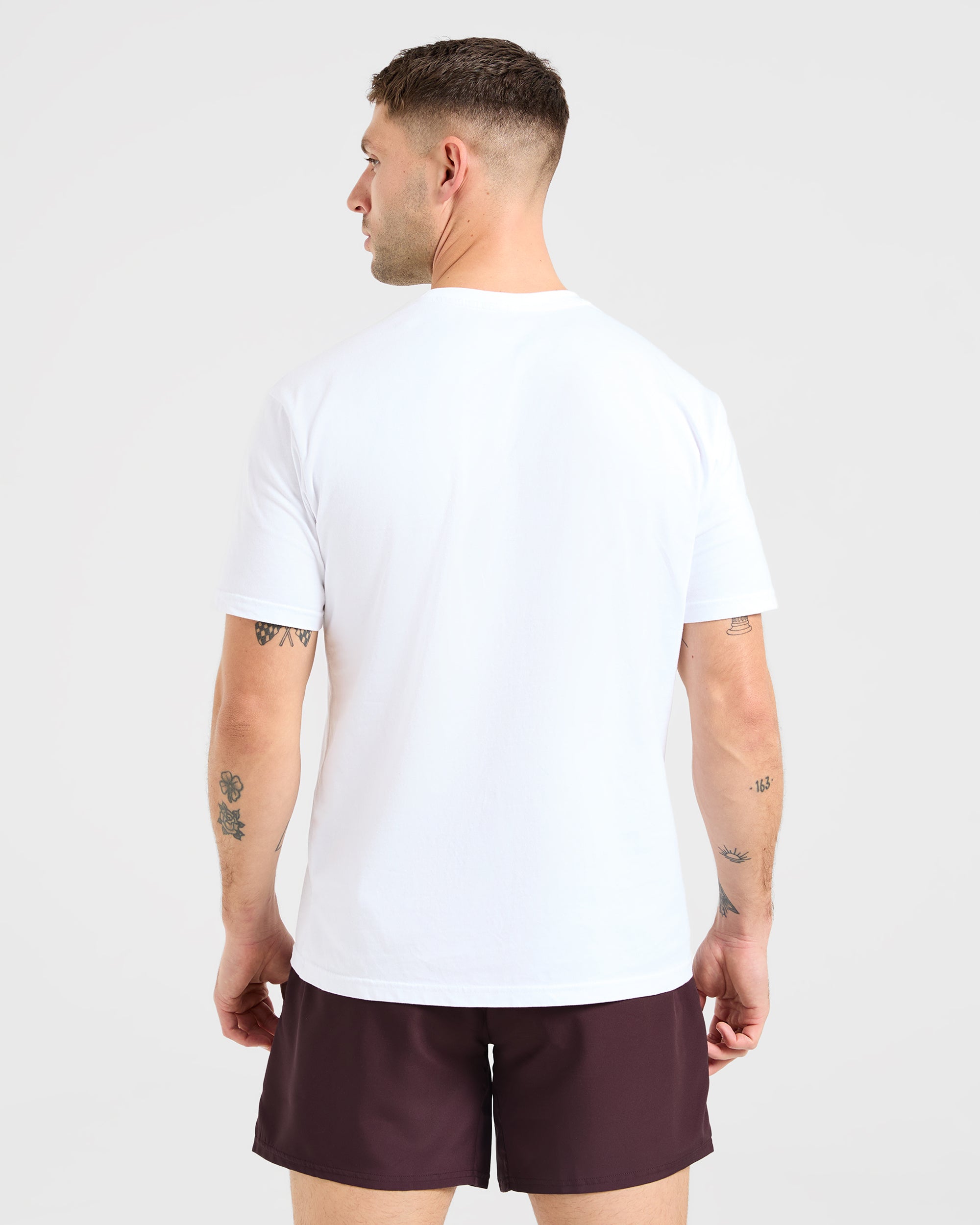 Essential T Shirt - Wei§