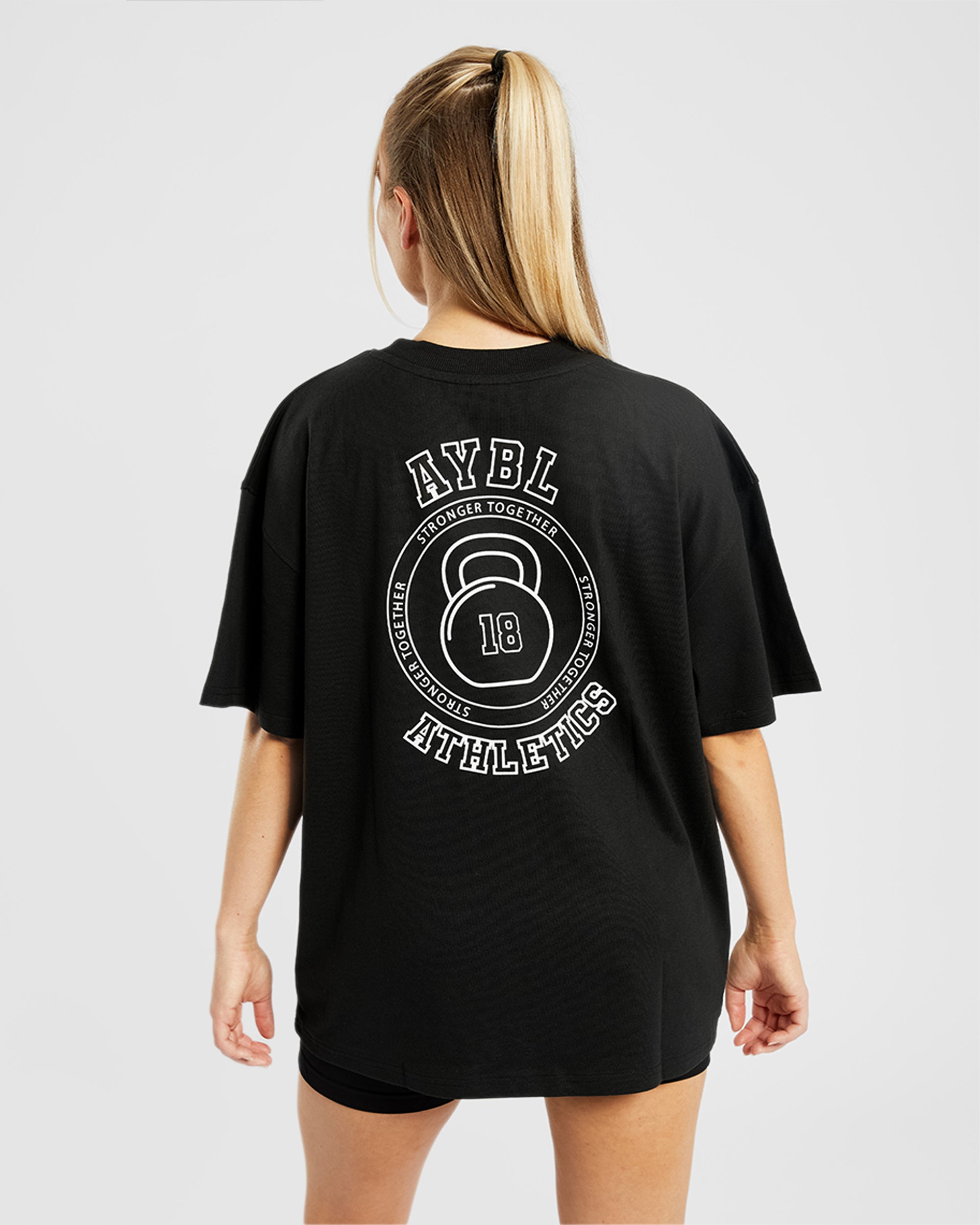 Athletics Kettlebell Oversized T Shirt - Schwarz