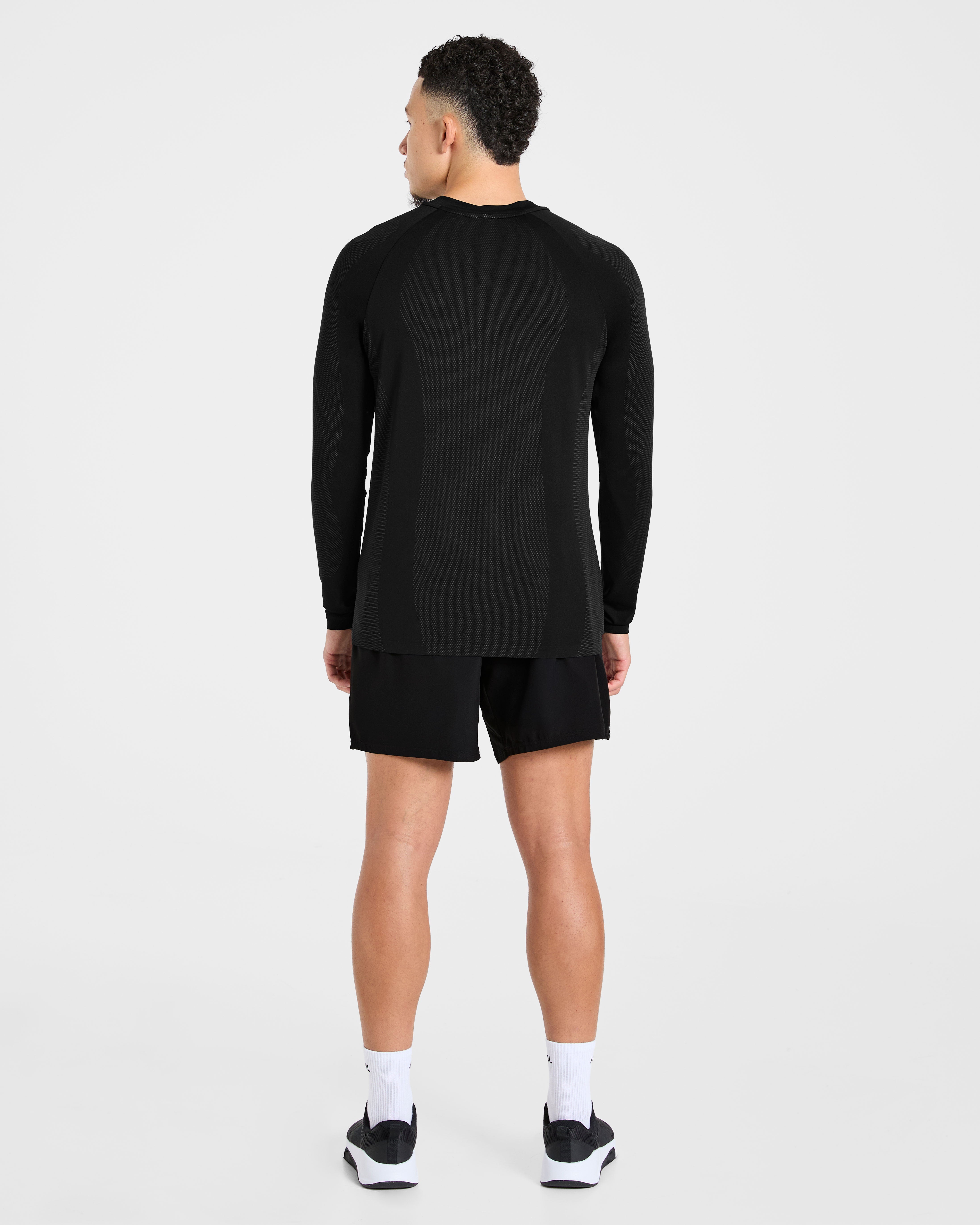 Attain Seamless Long Sleeve T Shirt - Schwarz