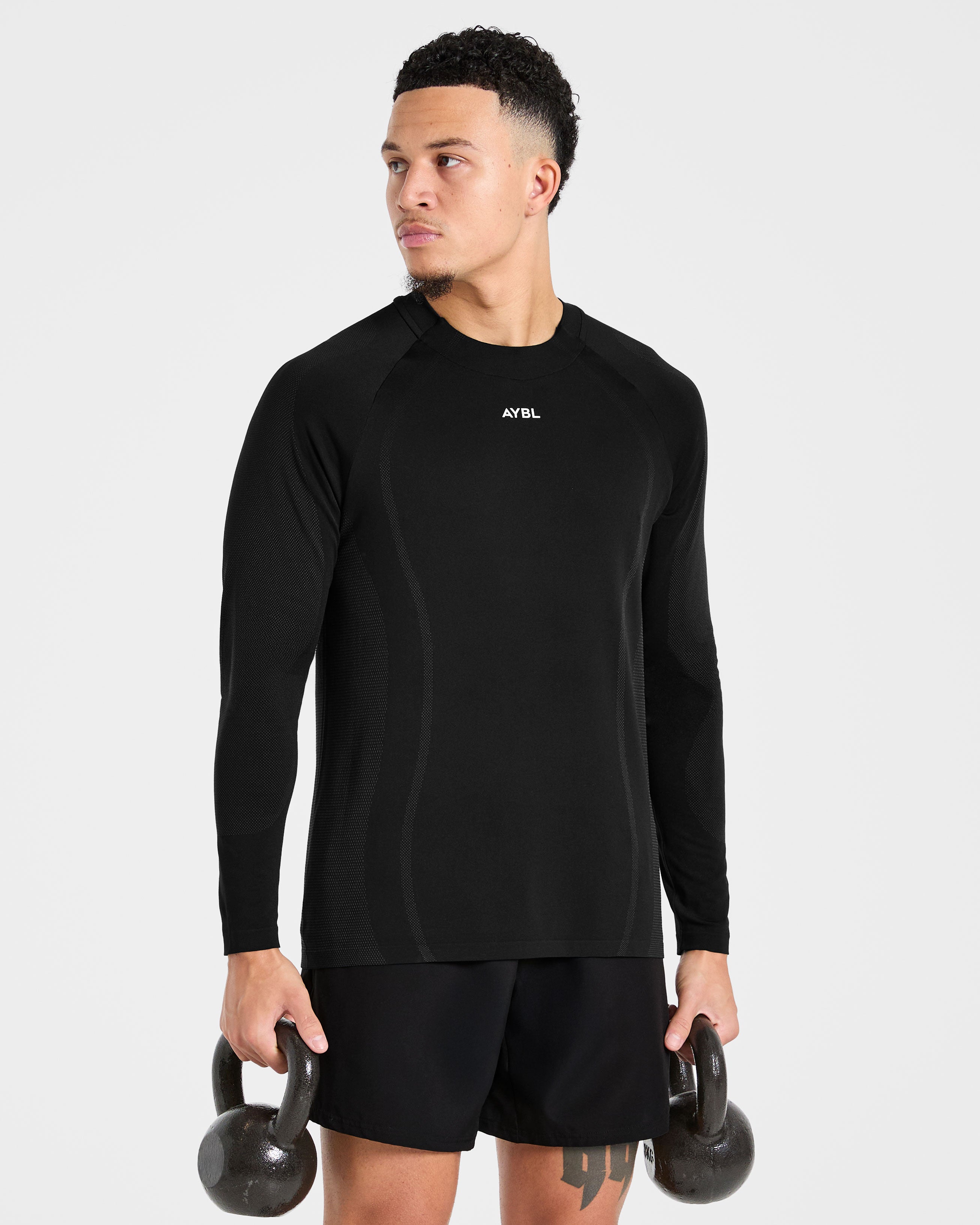 Attain Seamless Long Sleeve T Shirt - Schwarz