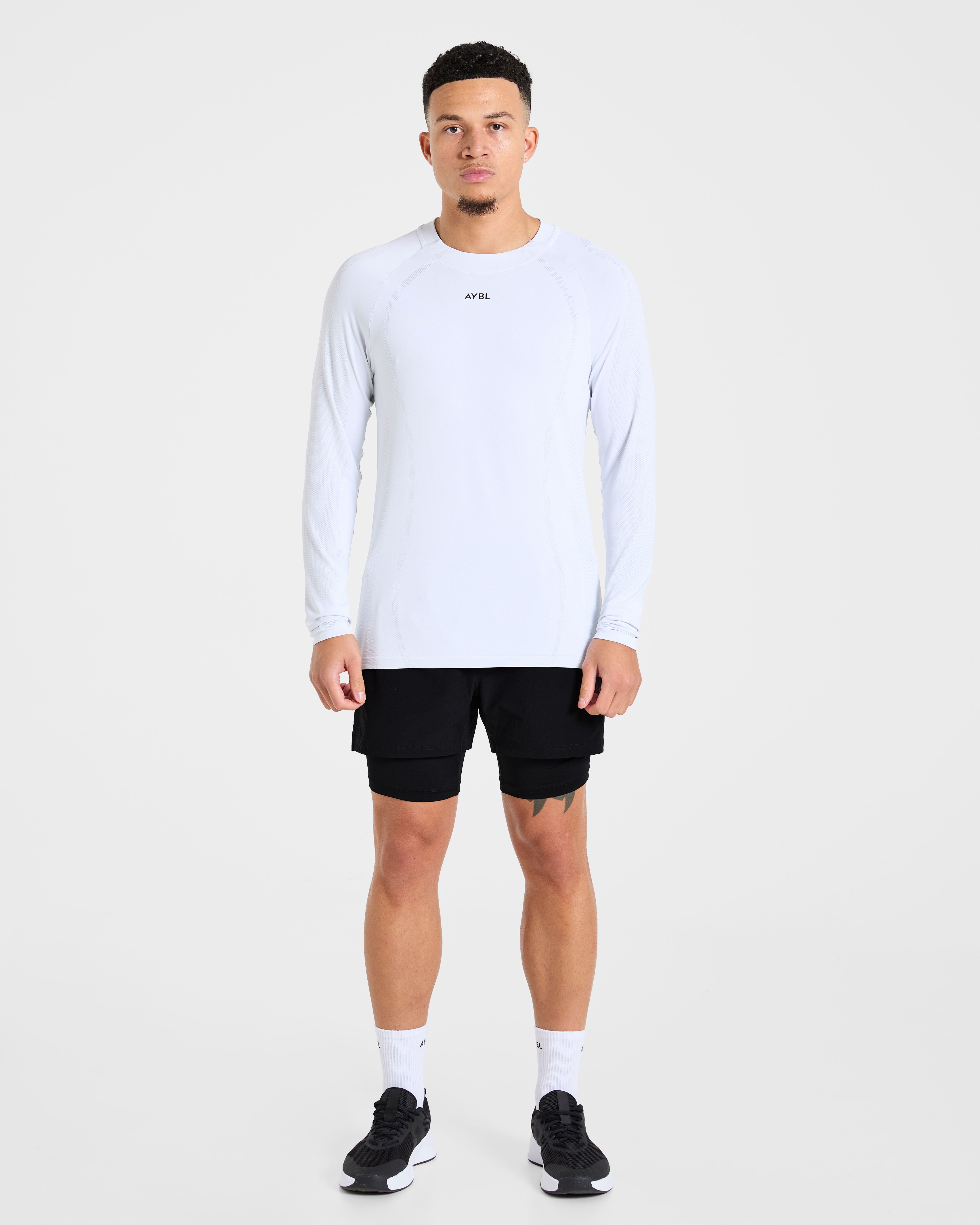 Attain Seamless Long Sleeve T Shirt - Storm Weiß