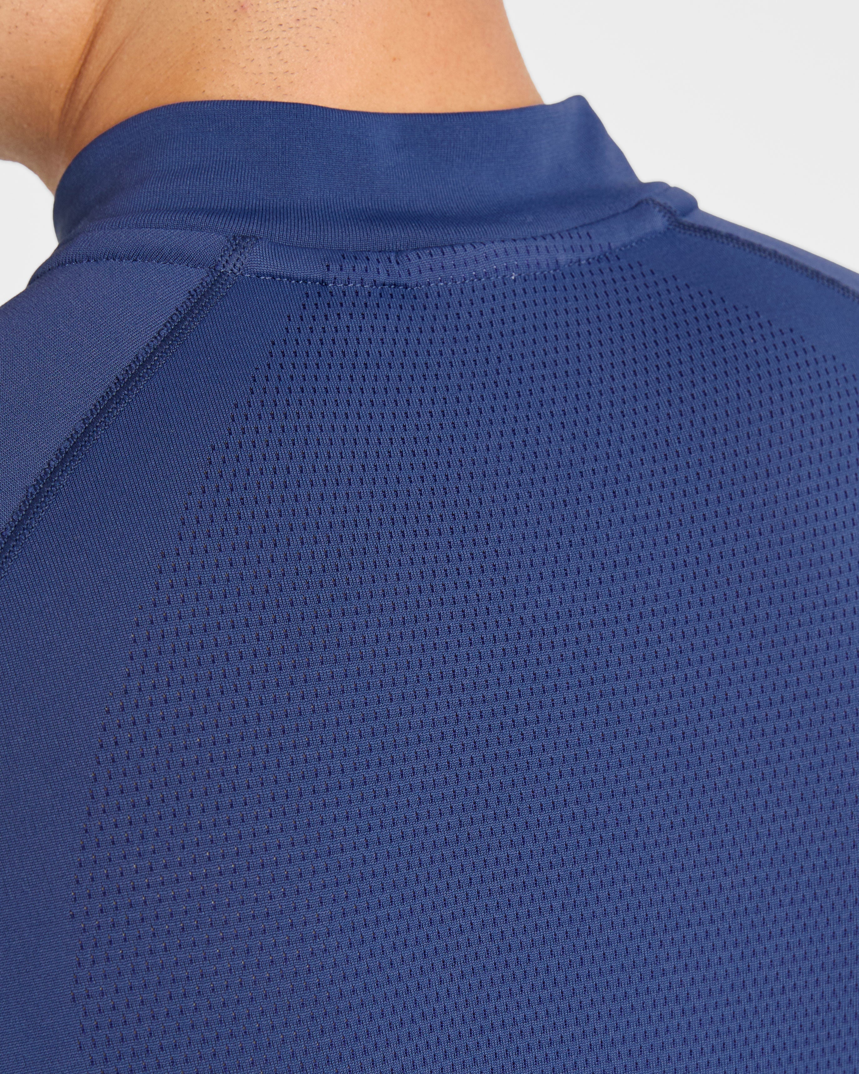 Attain Seamless 1/2 Zip Pullover - Dusky Navy