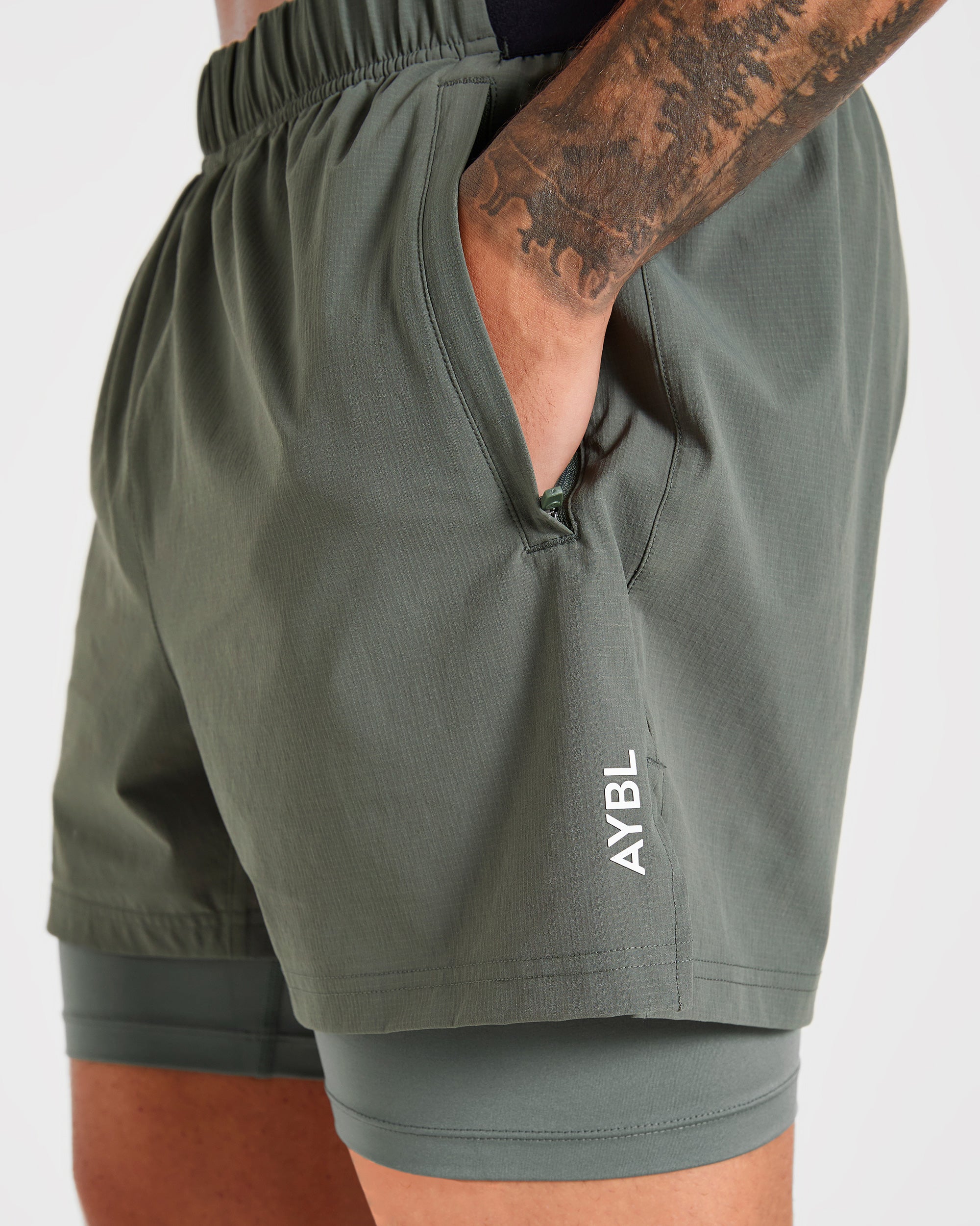 Signature 2 in 1 Shorts - Deep Olive