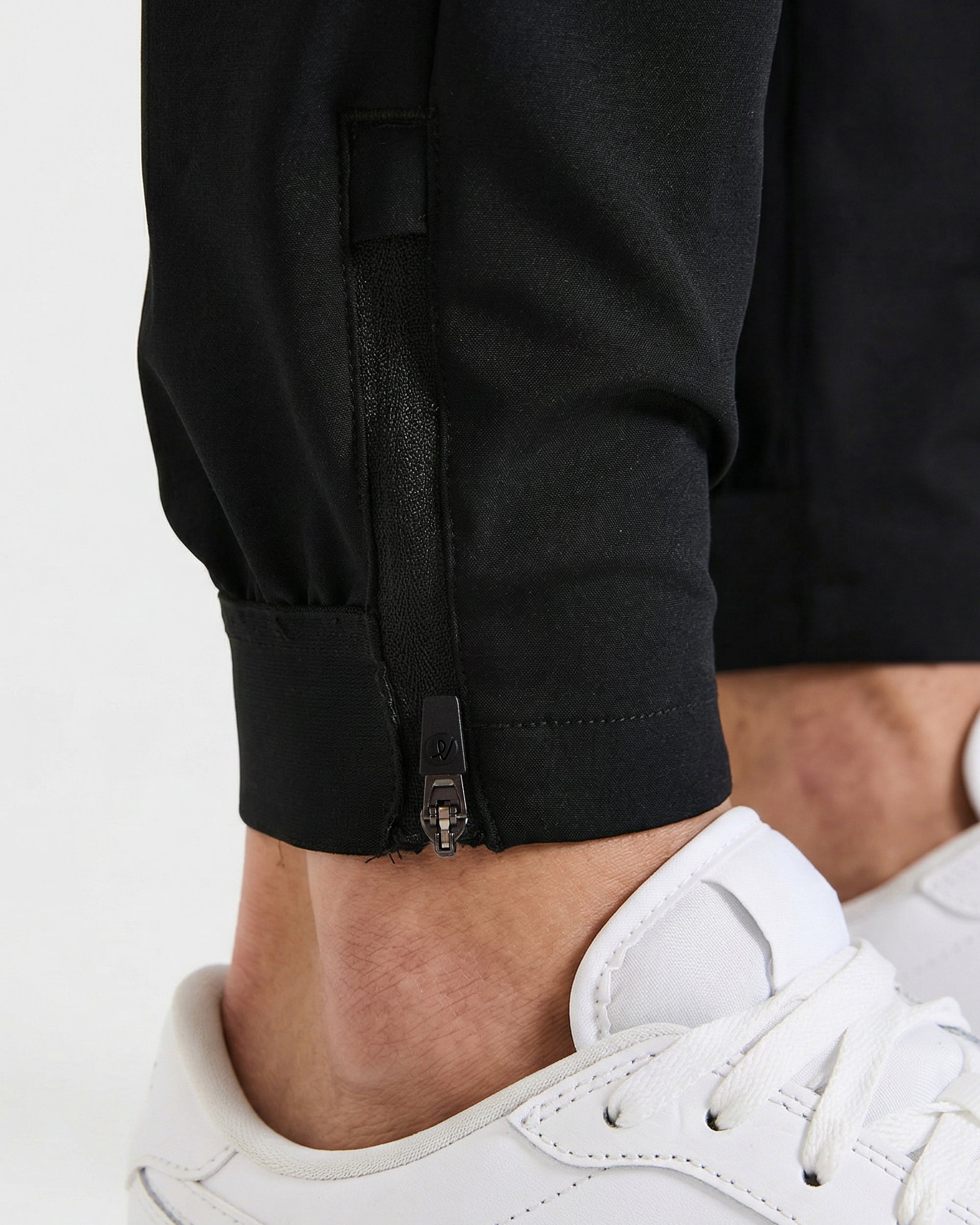 Precision Joggers - Schwarz