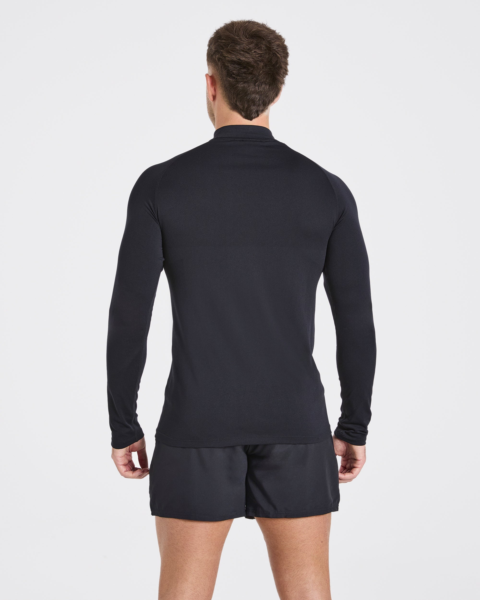 Essential Seamless 1/4 Zip Pullover - Black