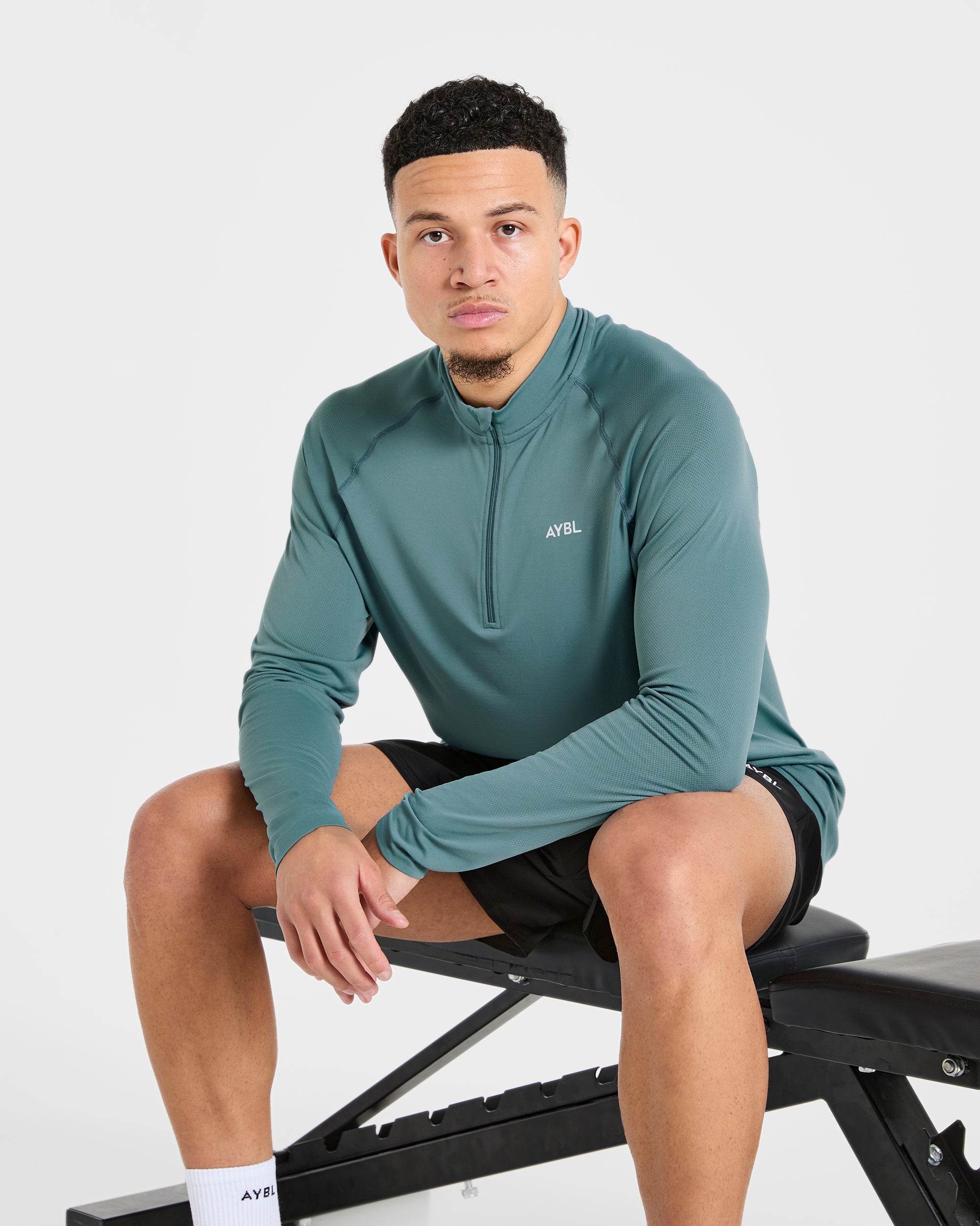 Attain Seamless 1/2 Zip Pullover - Titan Blau