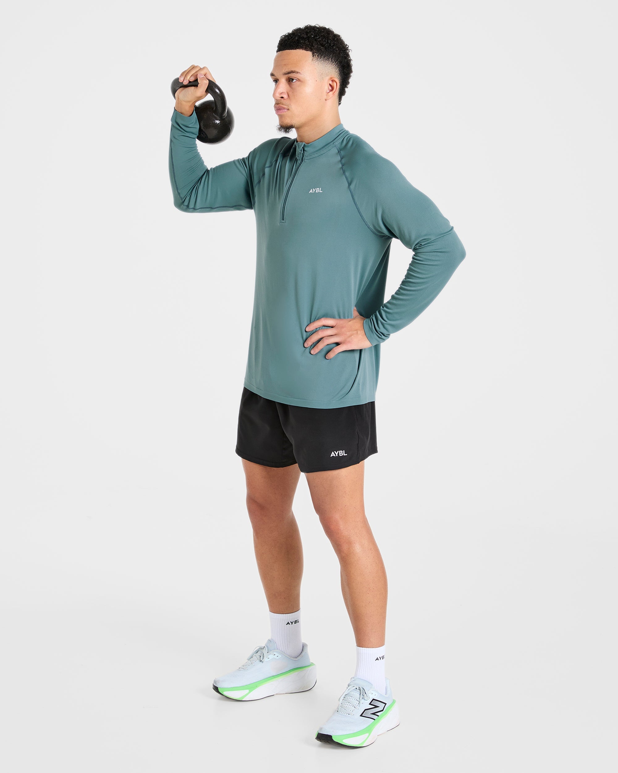 Attain Seamless 1/2 Zip Pullover - Titan Blau