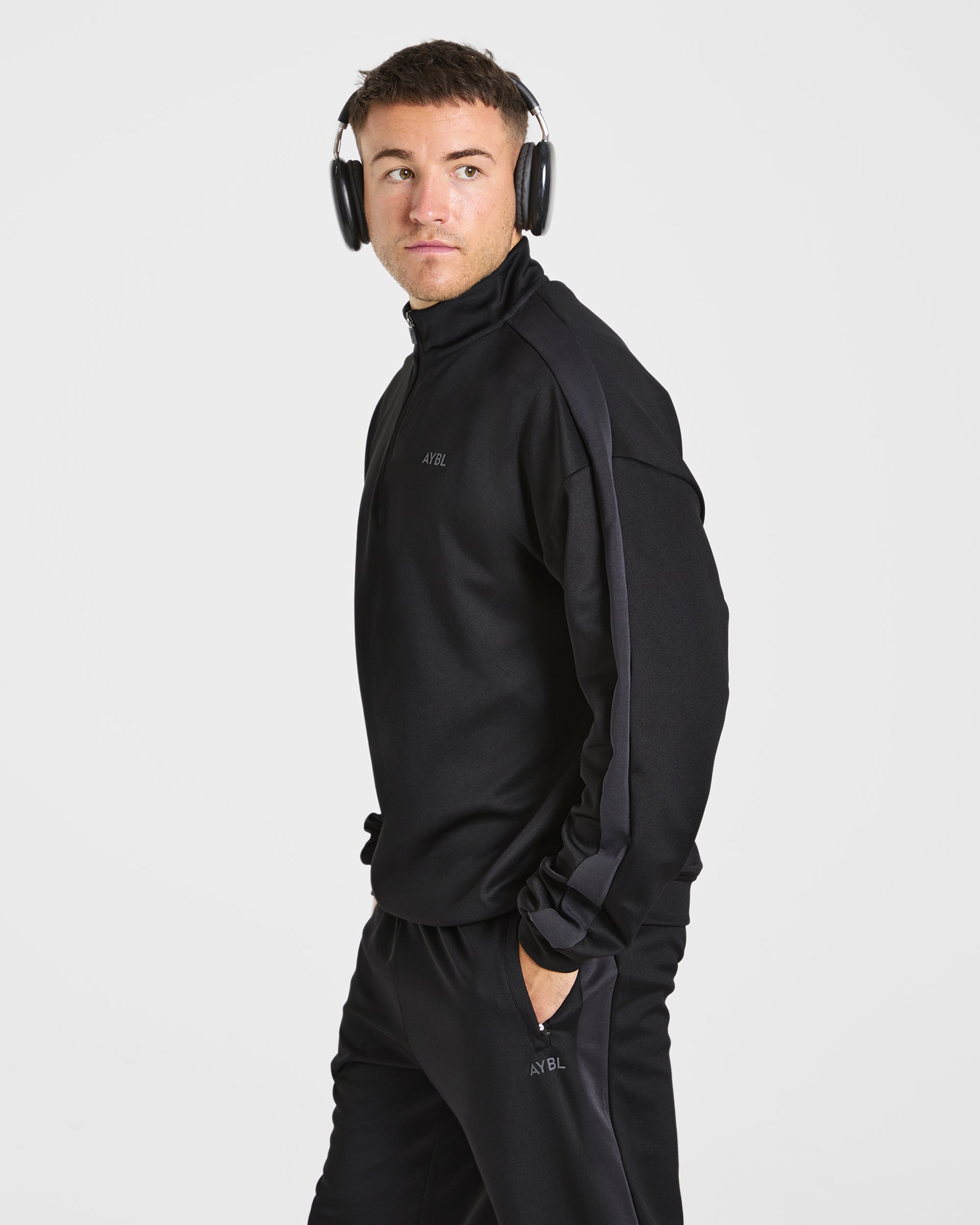 Classic Track 1/4 Zip Pullover - Schwarz/Charcoal