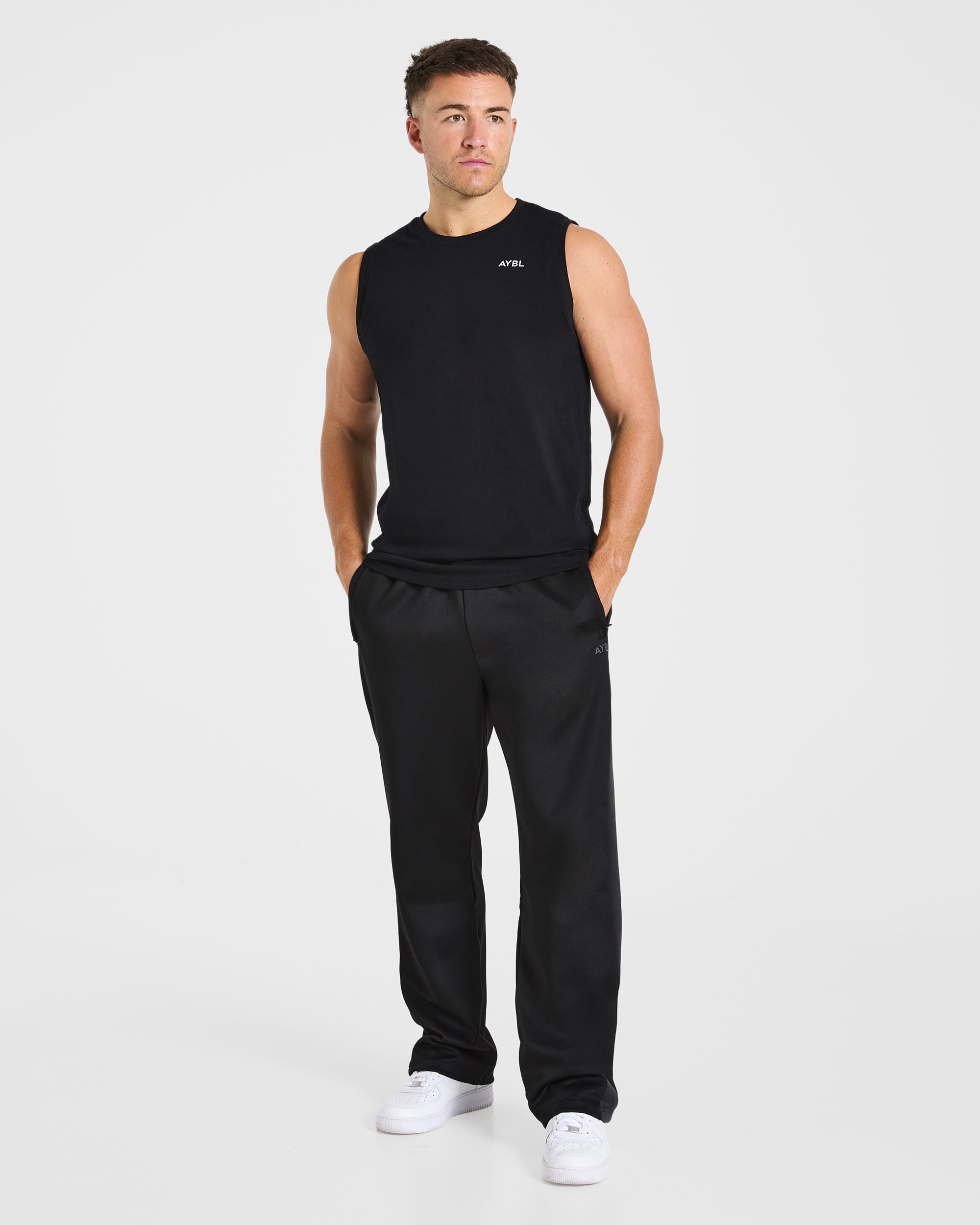 Classic Track Straight Leg Joggers - Schwarz/Charcoal