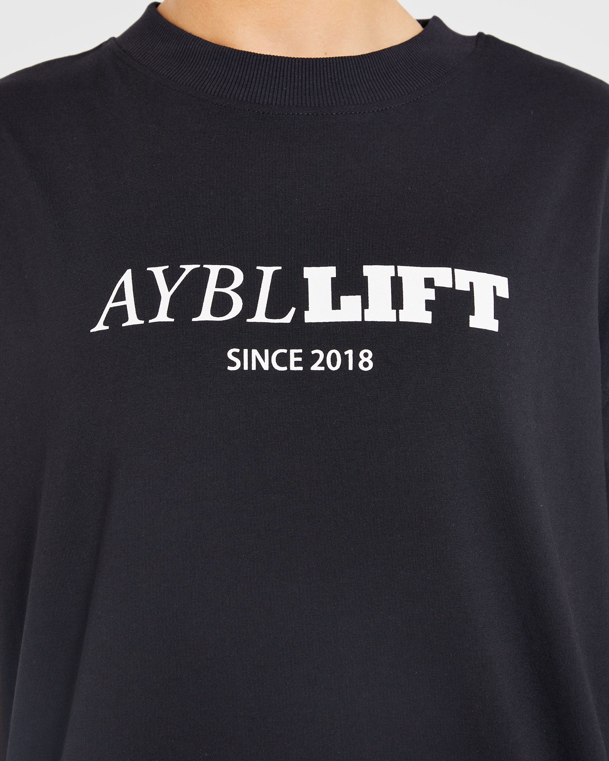 AYBL Lift Oversized T Shirt - Schwarz