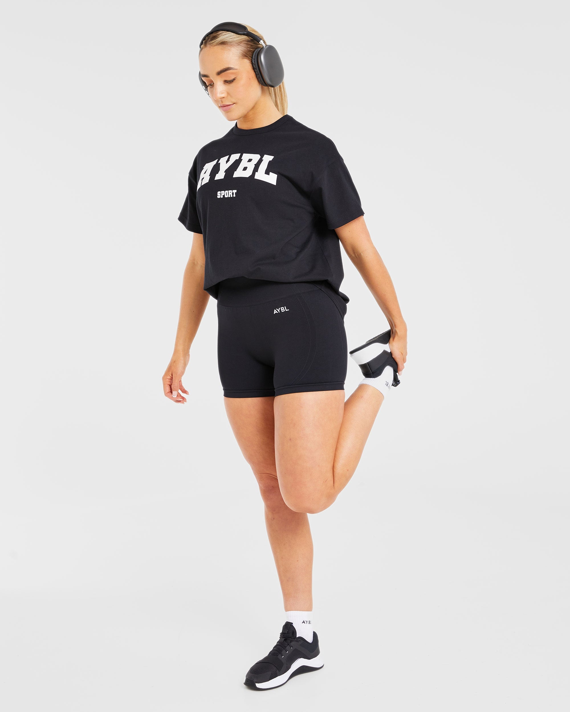 Classic Varsity Oversized T Shirt - Schwarz