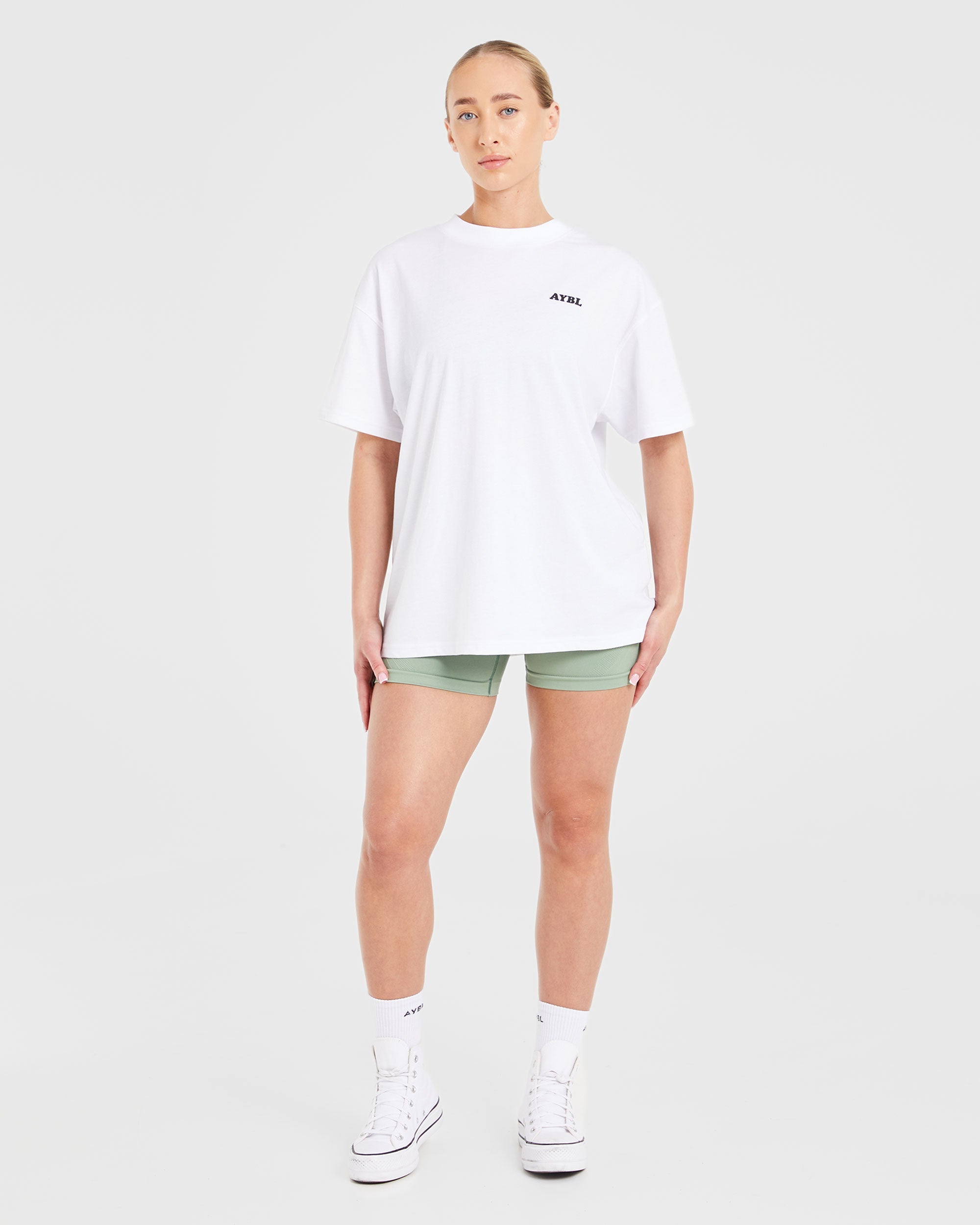 Sports Club Wavy Oversized T Shirt - Weiß