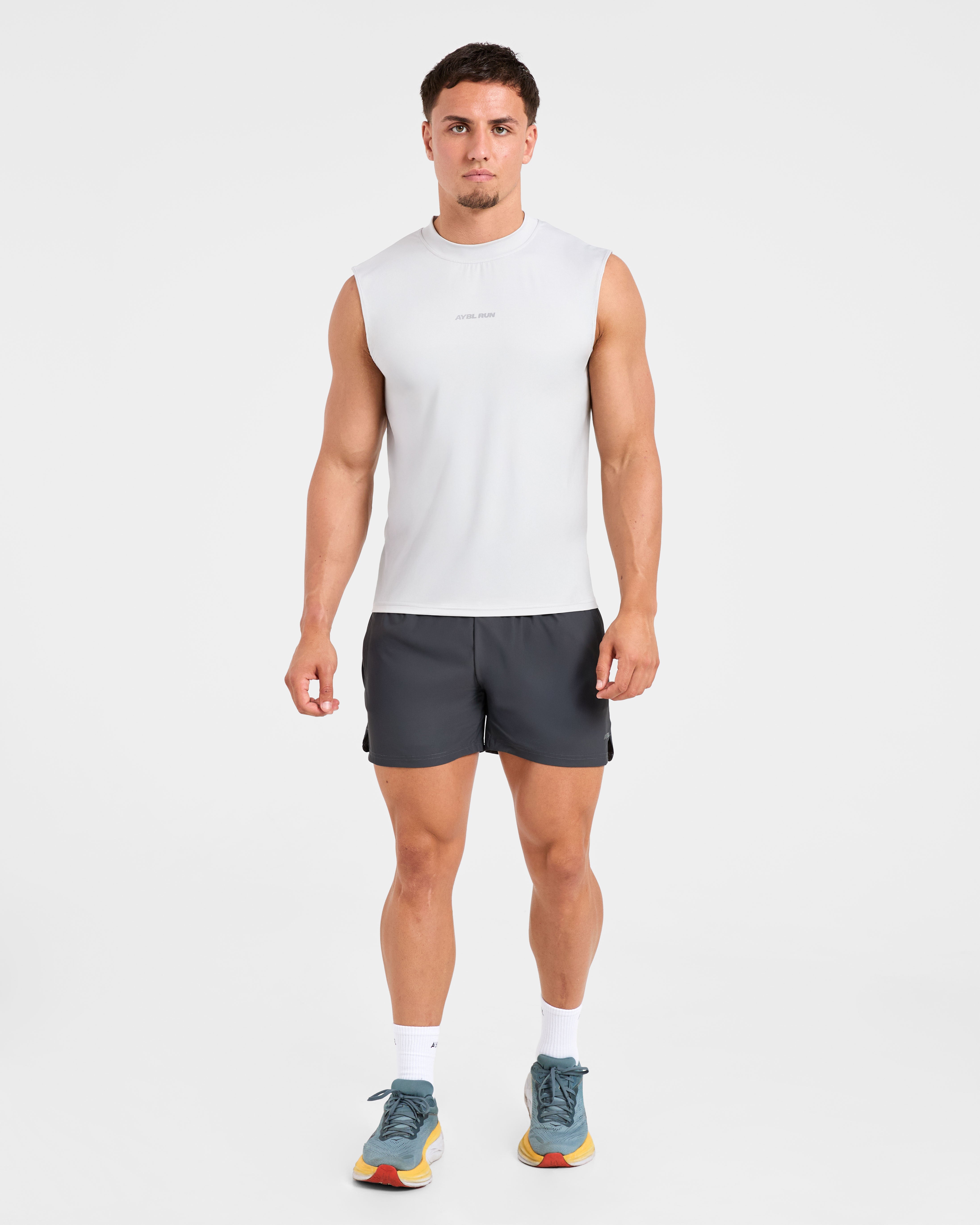 Run 5" Shorts - Hurricane Grau